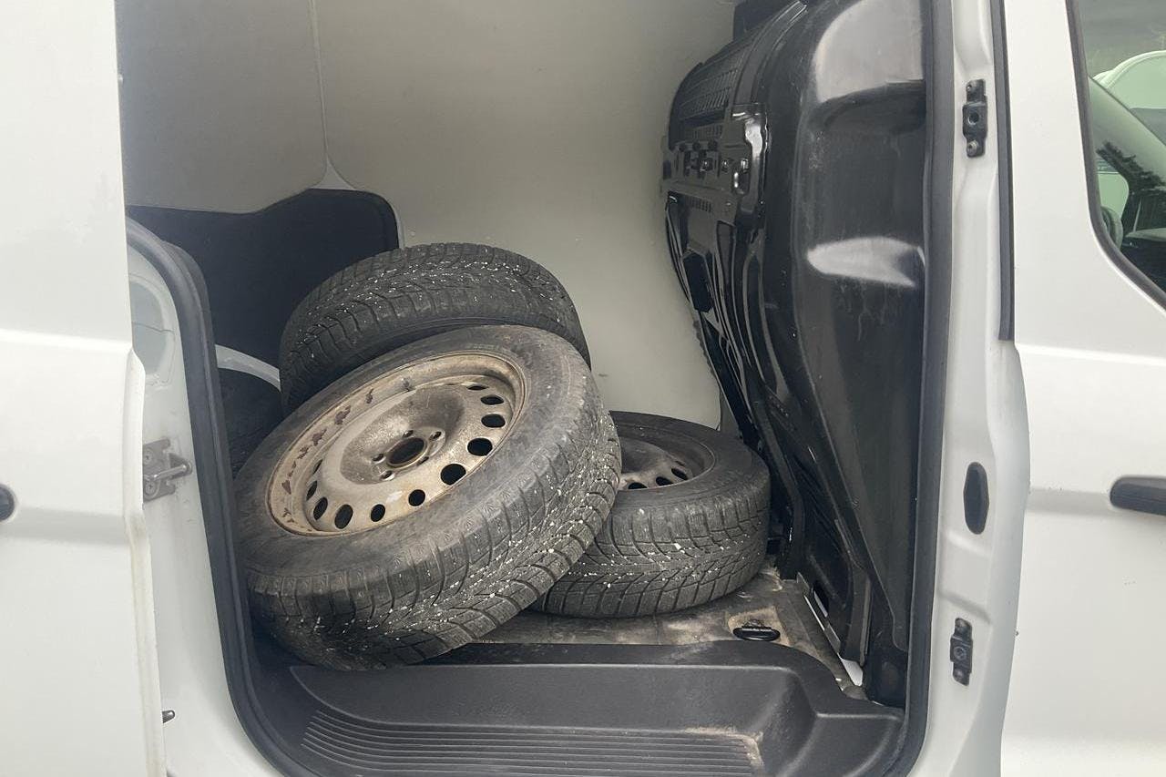 Ford Transit Connect 1.5 TDCi (120hk) - 14 233 mil - Automat - vit - 2016
