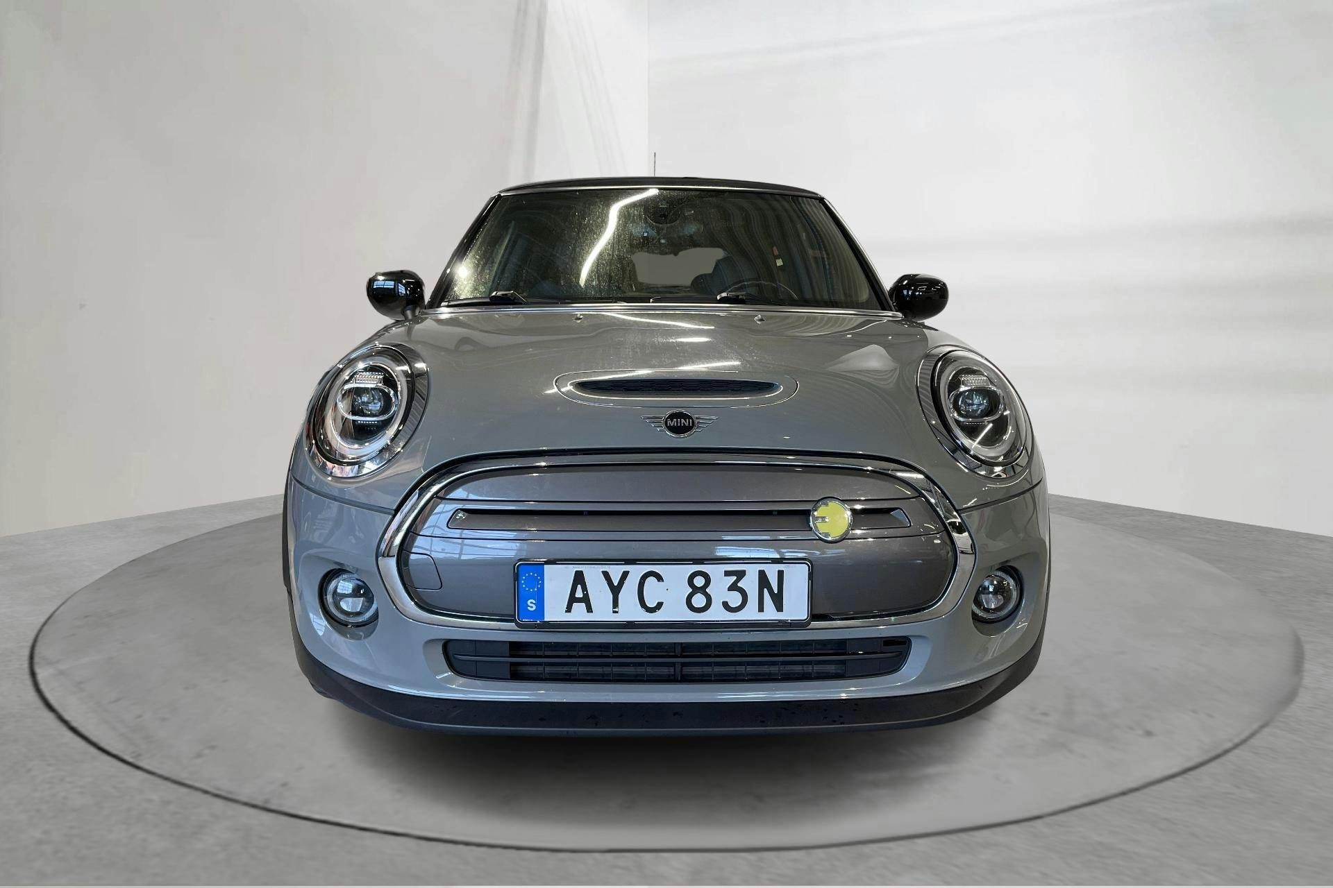 MINI Cooper SE, F56 (184hk) - 56 830 km - Automaatne - hall - 2021