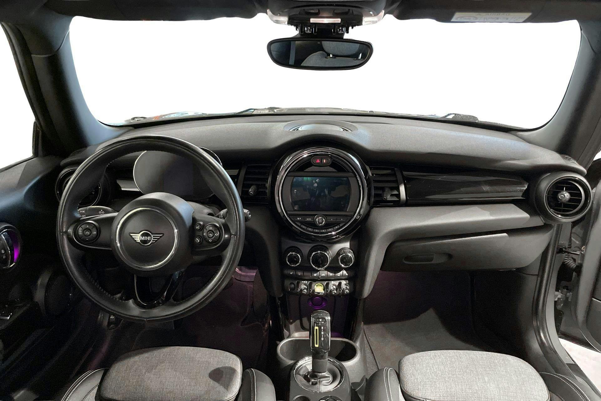 MINI Cooper SE, F56 (184hk) - 56 830 km - Automaatne - hall - 2021