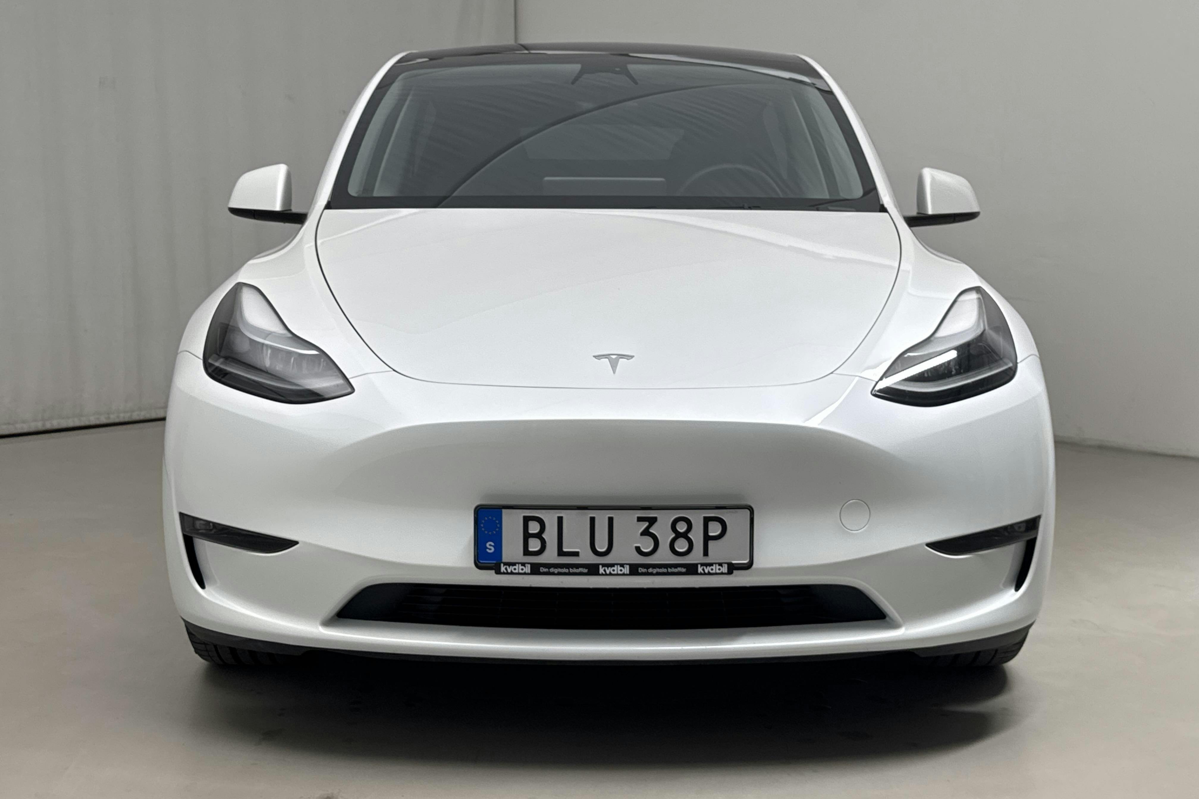 Tesla Model Y Performance Dual Motor AWD - 42 310 km - Automatic - white - 2023