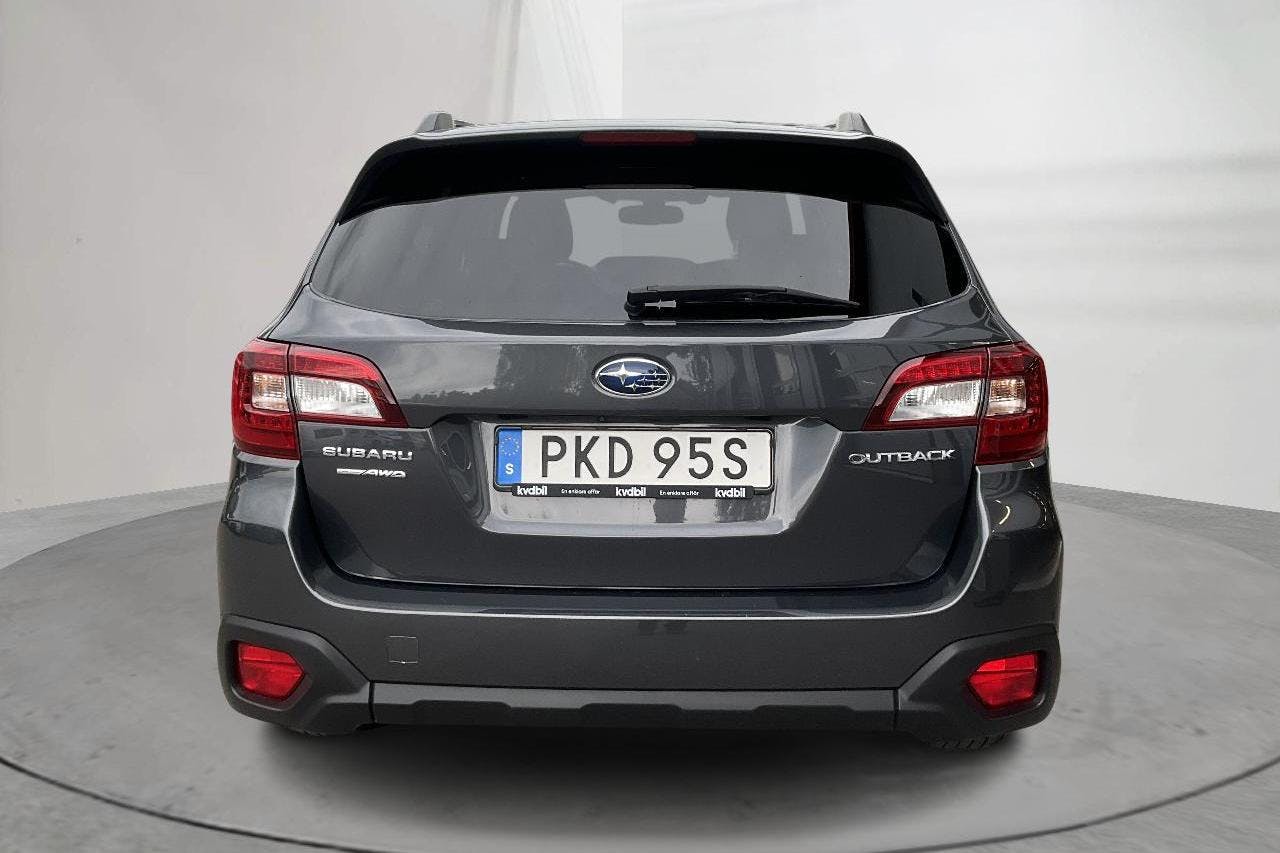 Subaru Outback 2.5i 4WD (175hk) - 11 239 mil - Automat - grå - 2019