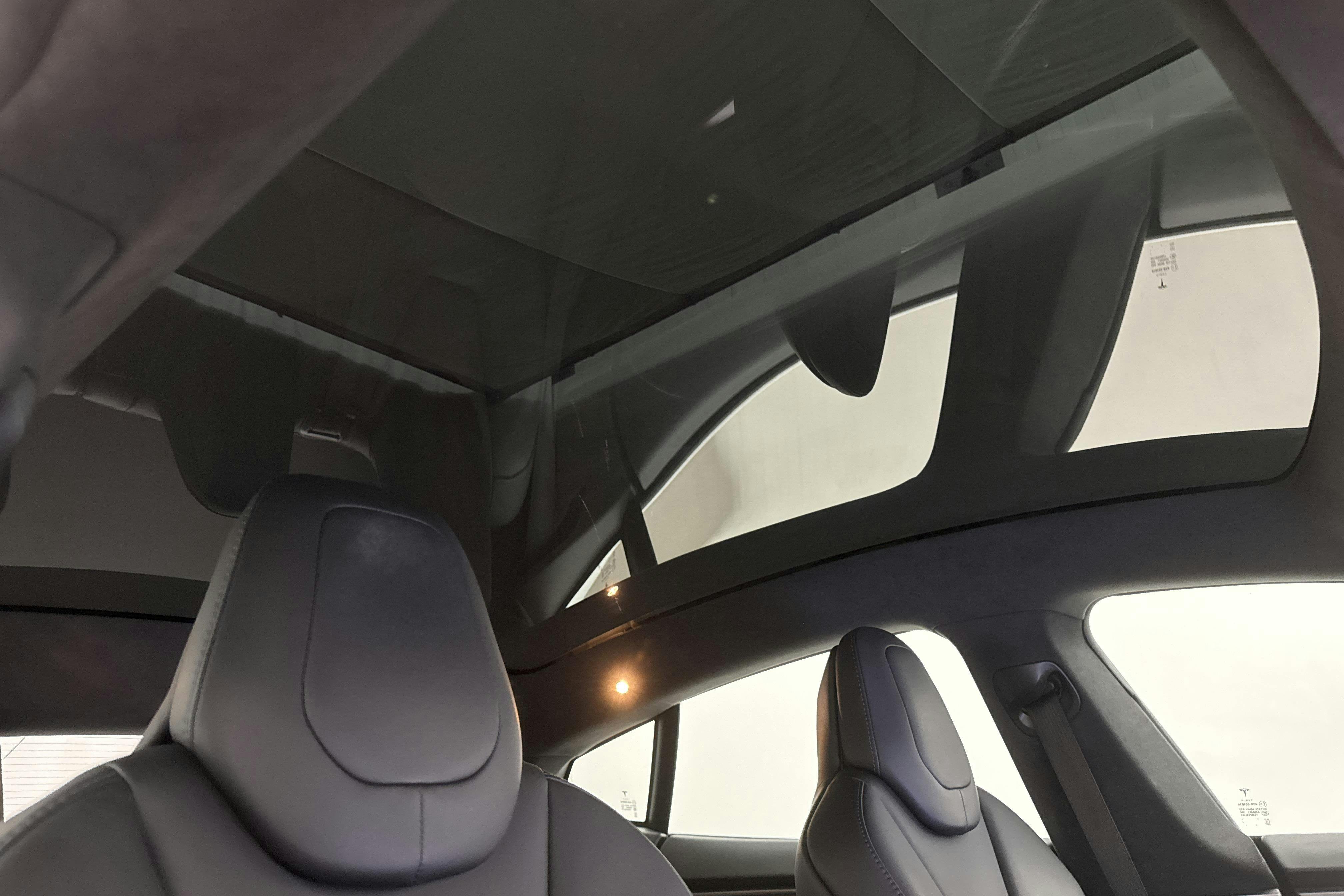 Tesla Model S Dual Motor Long Range AWD - 7 600 mil - Automat - vit - 2020