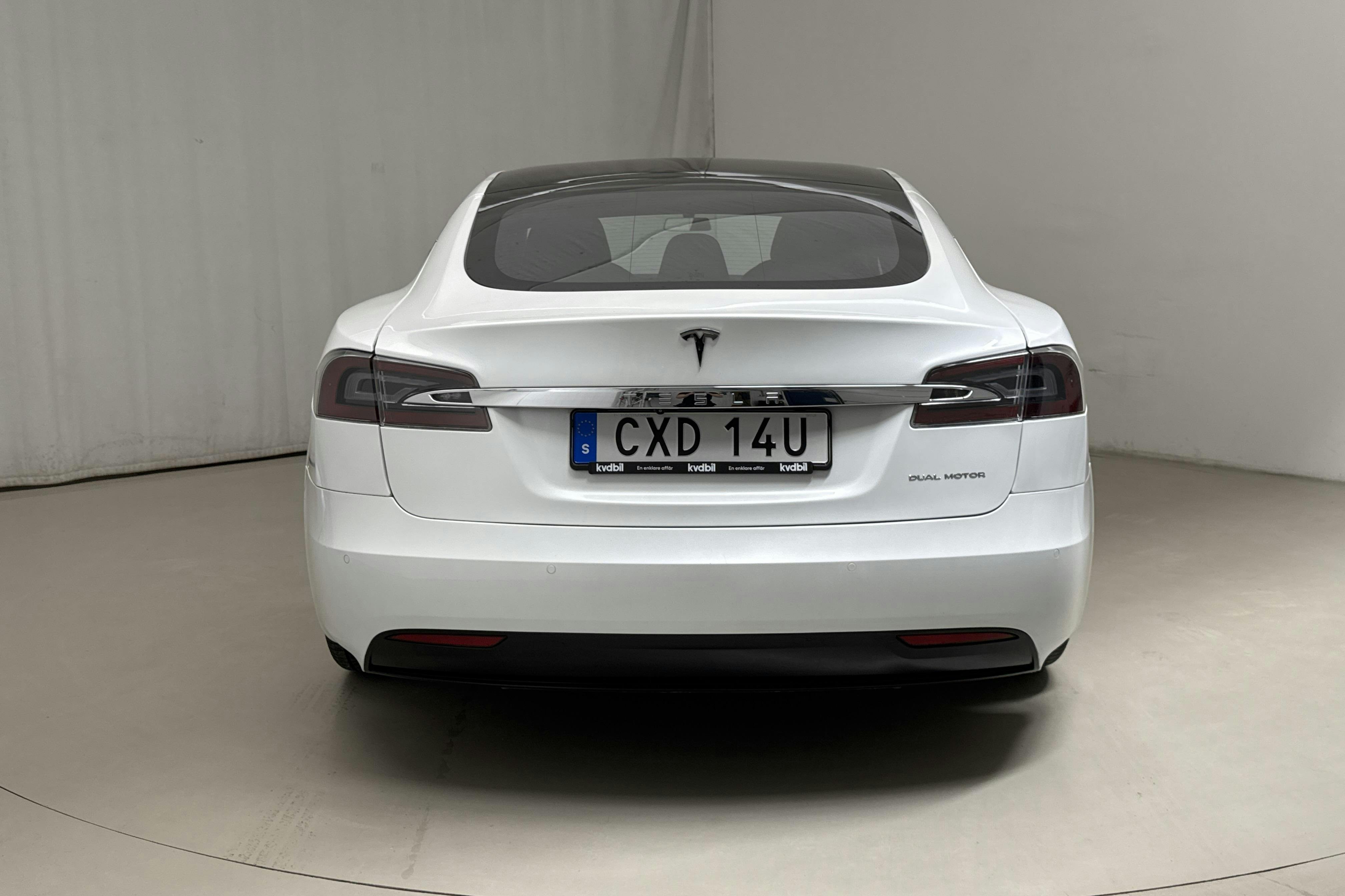 Tesla Model S Dual Motor Long Range AWD - 7 600 mil - Automat - vit - 2020