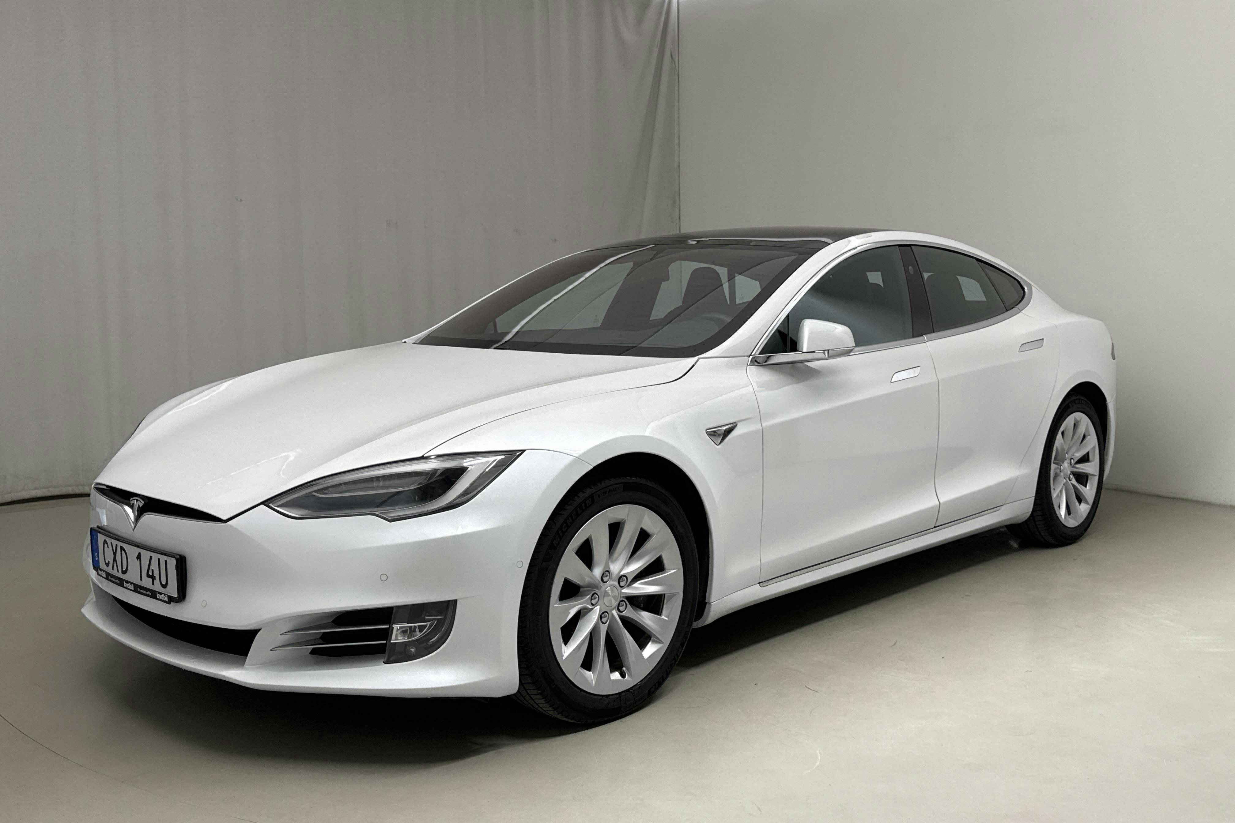Tesla Model S Dual Motor Long Range AWD - 7 600 mil - Automat - vit - 2020