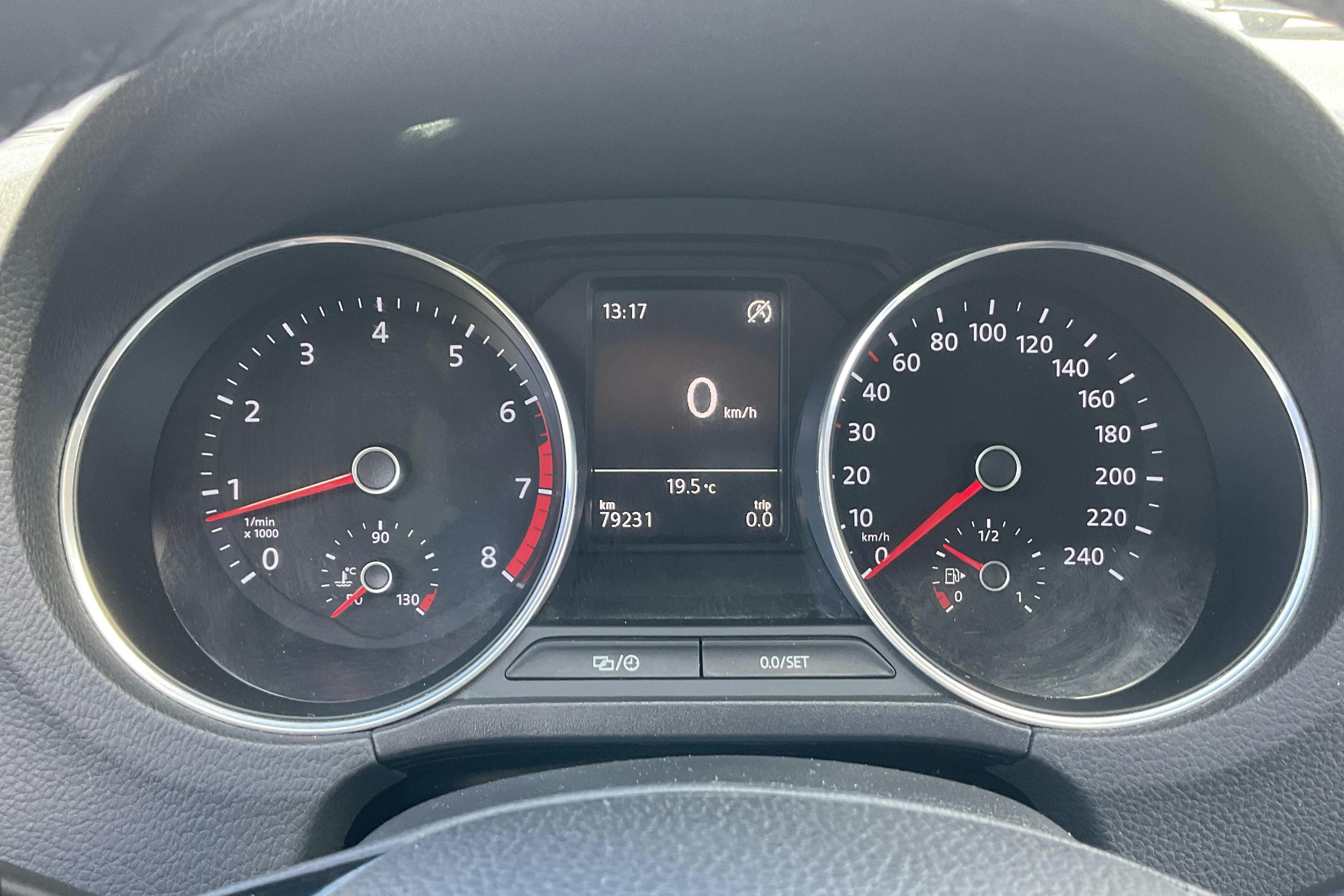 VW Polo 1.2 TSI 5dr (90hk) - 7 923 mil - Manuell - röd - 2016
