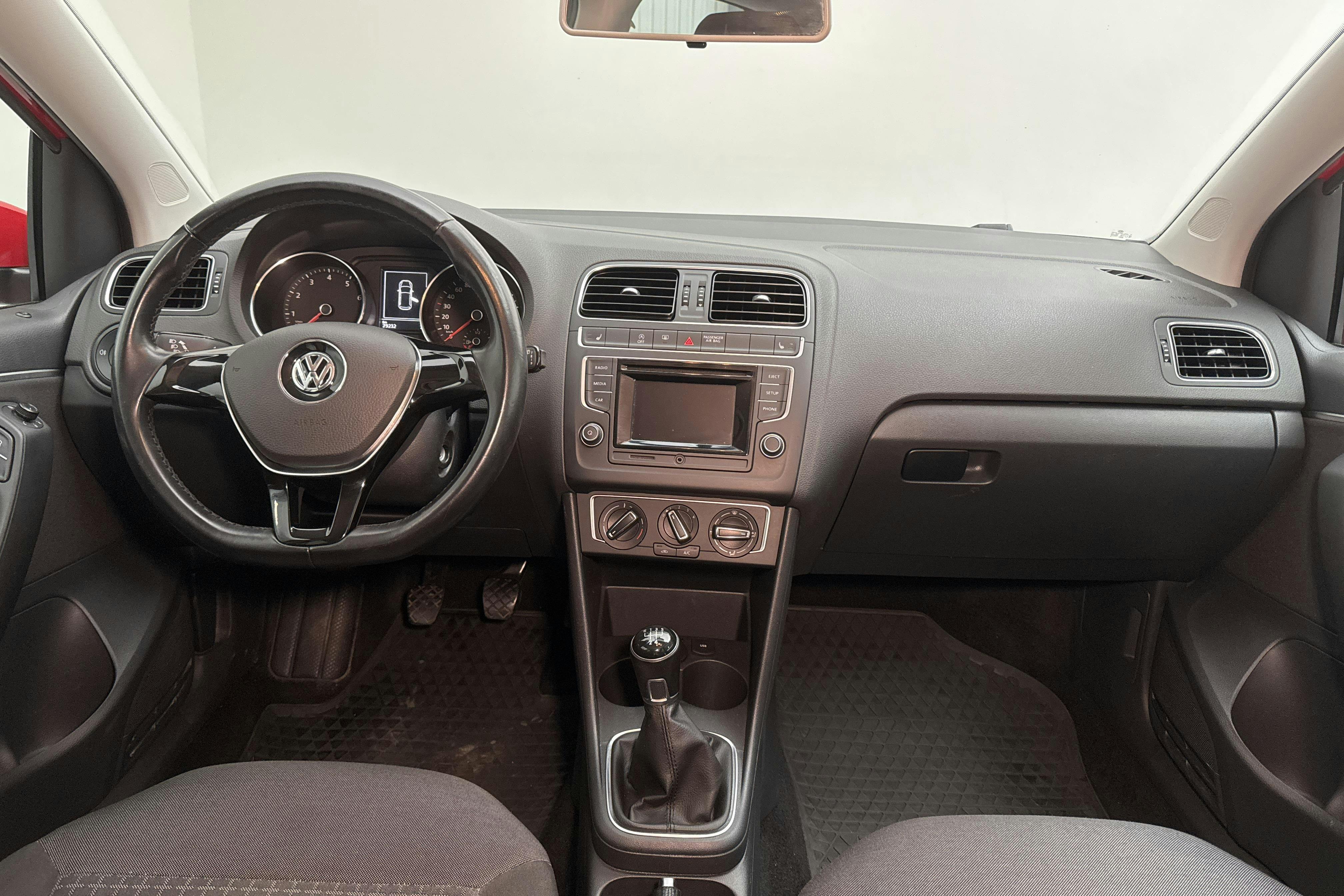 VW Polo 1.2 TSI 5dr (90hk) - 7 923 mil - Manuell - röd - 2016