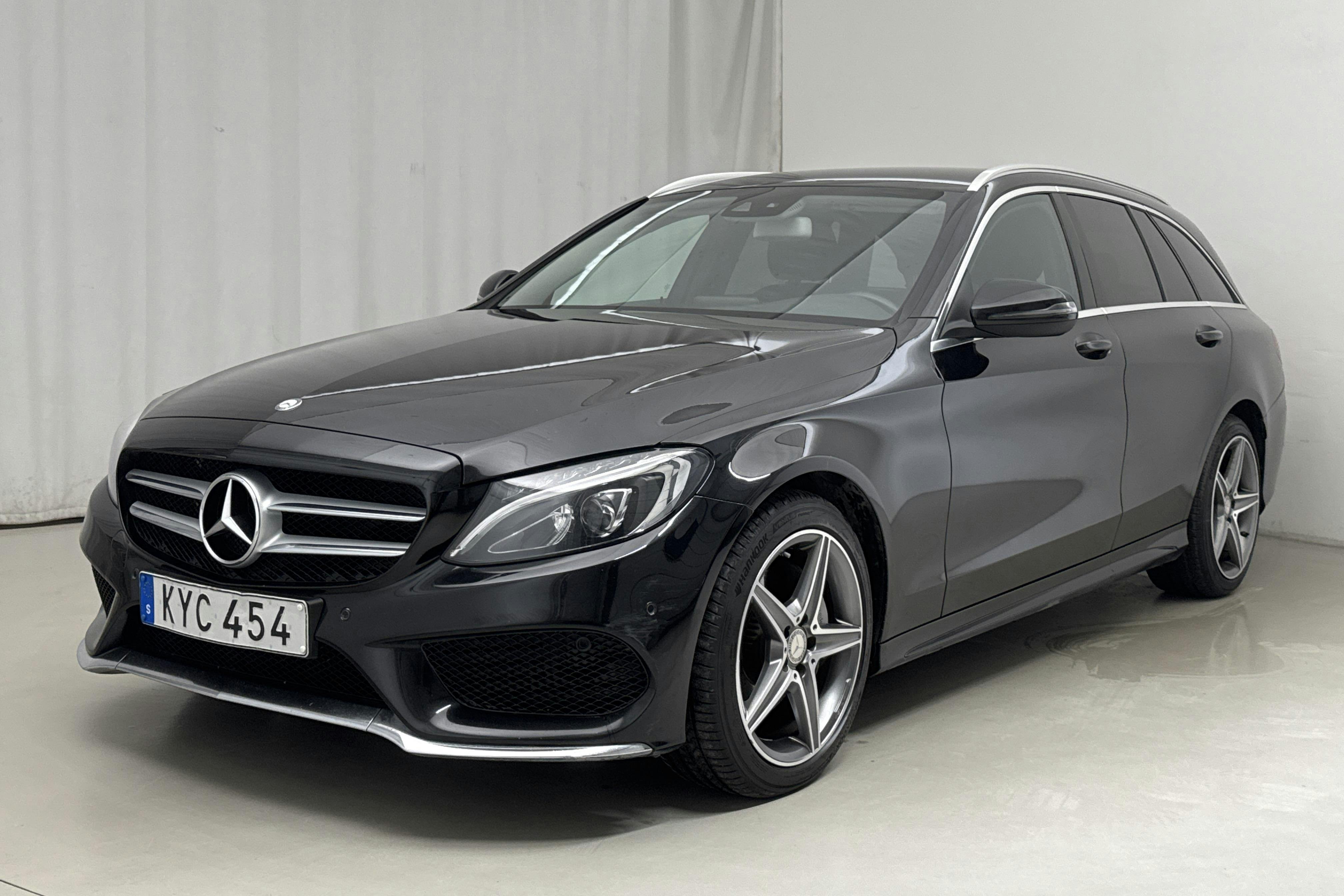 Mercedes C 220 d 4MATIC Kombi S205 (170hk) - 18 113 mil - Automat - svart - 2016
