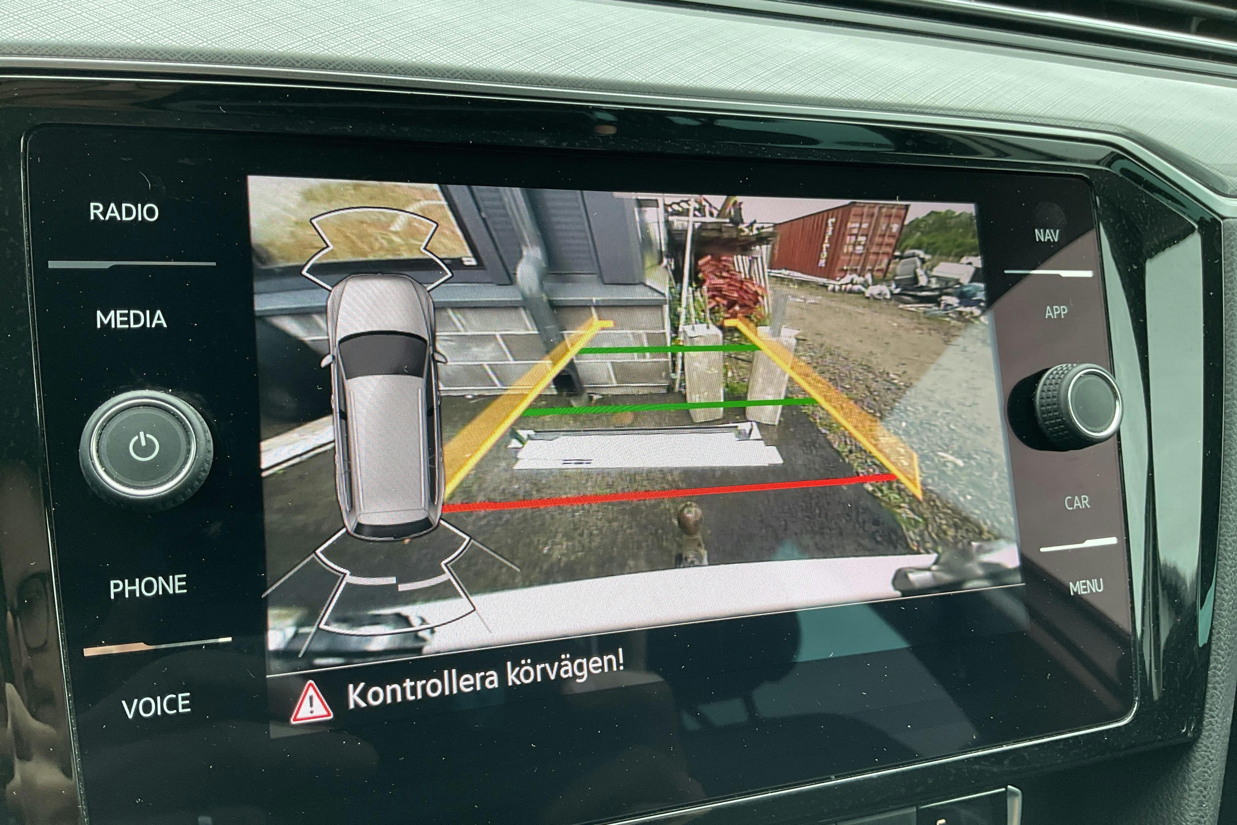 VW Passat 1.4 GTE Sportscombi (218hk) - 15 062 mil - Automat - vit - 2020