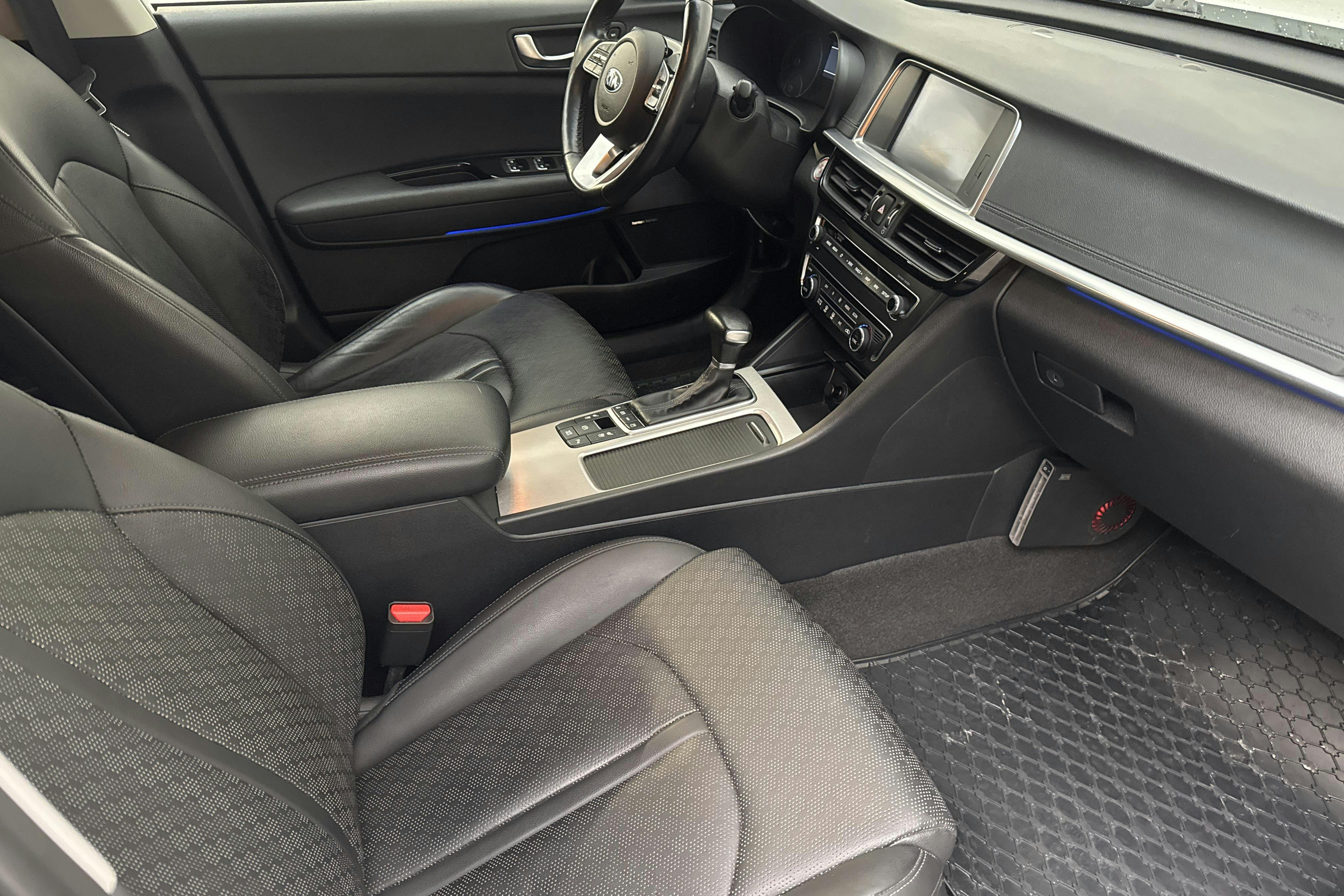 KIA Optima 2.0 GDi Plug-in Hybrid SW (205hk) - 10 328 mil - Automat - vit - 2019