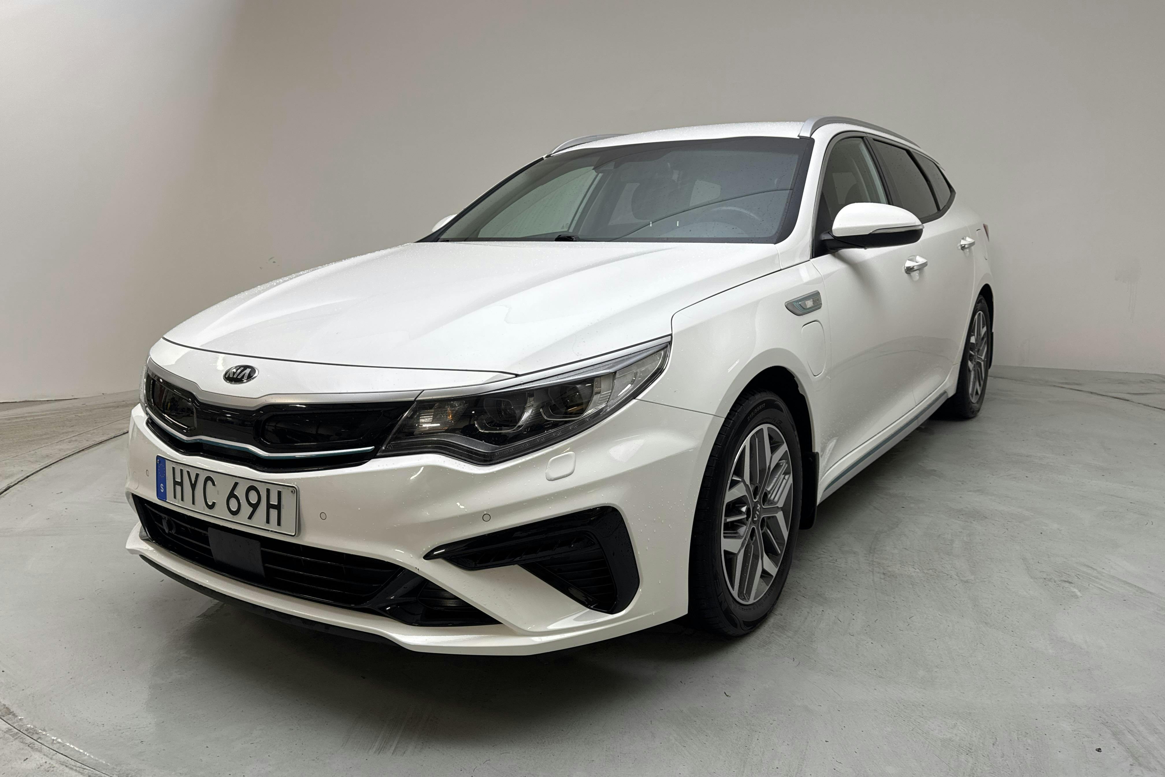 KIA Optima 2.0 GDi Plug-in Hybrid SW (205hk) - 10 328 mil - Automat - vit - 2019