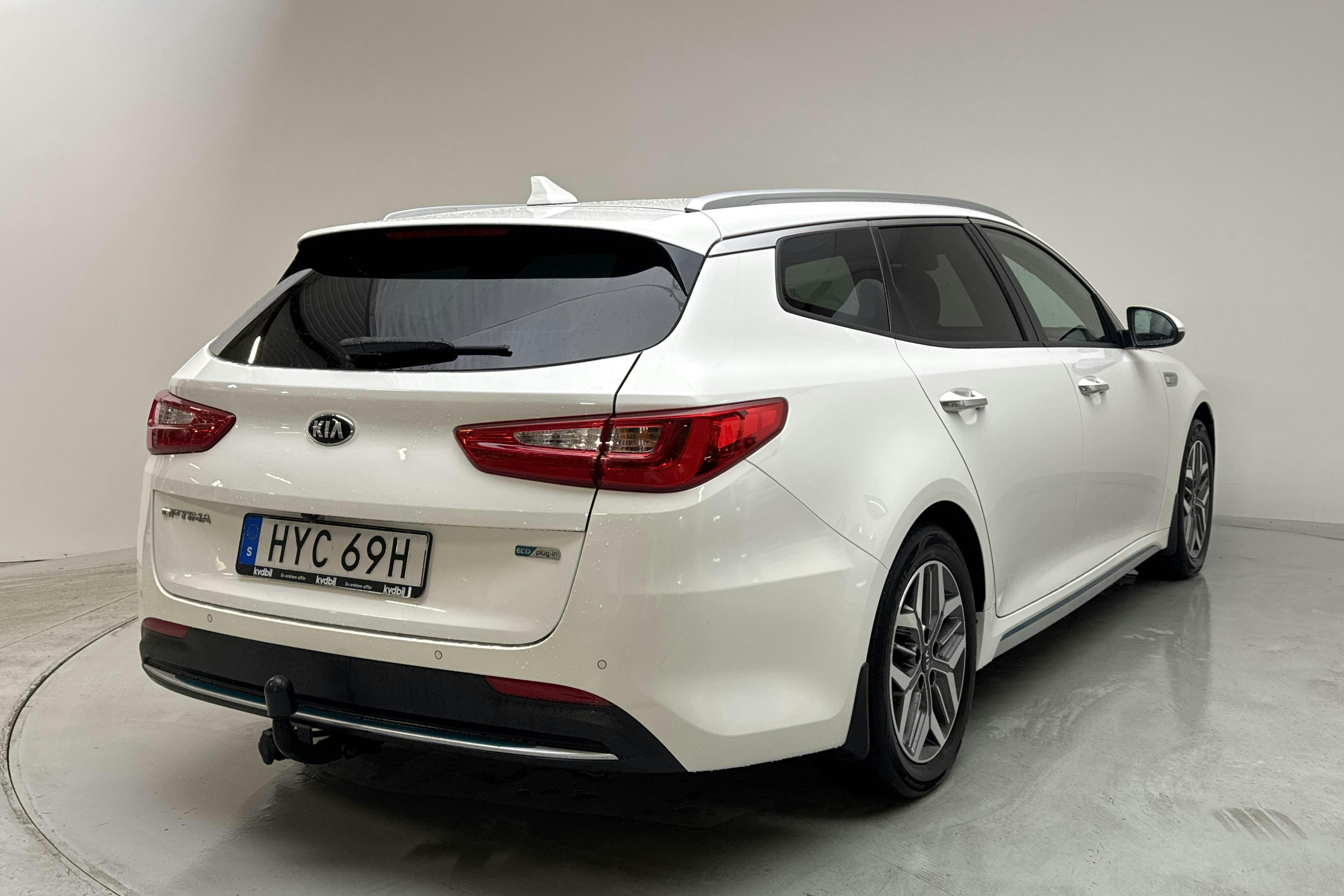 KIA Optima 2.0 GDi Plug-in Hybrid SW (205hk) - 10 328 mil - Automat - vit - 2019