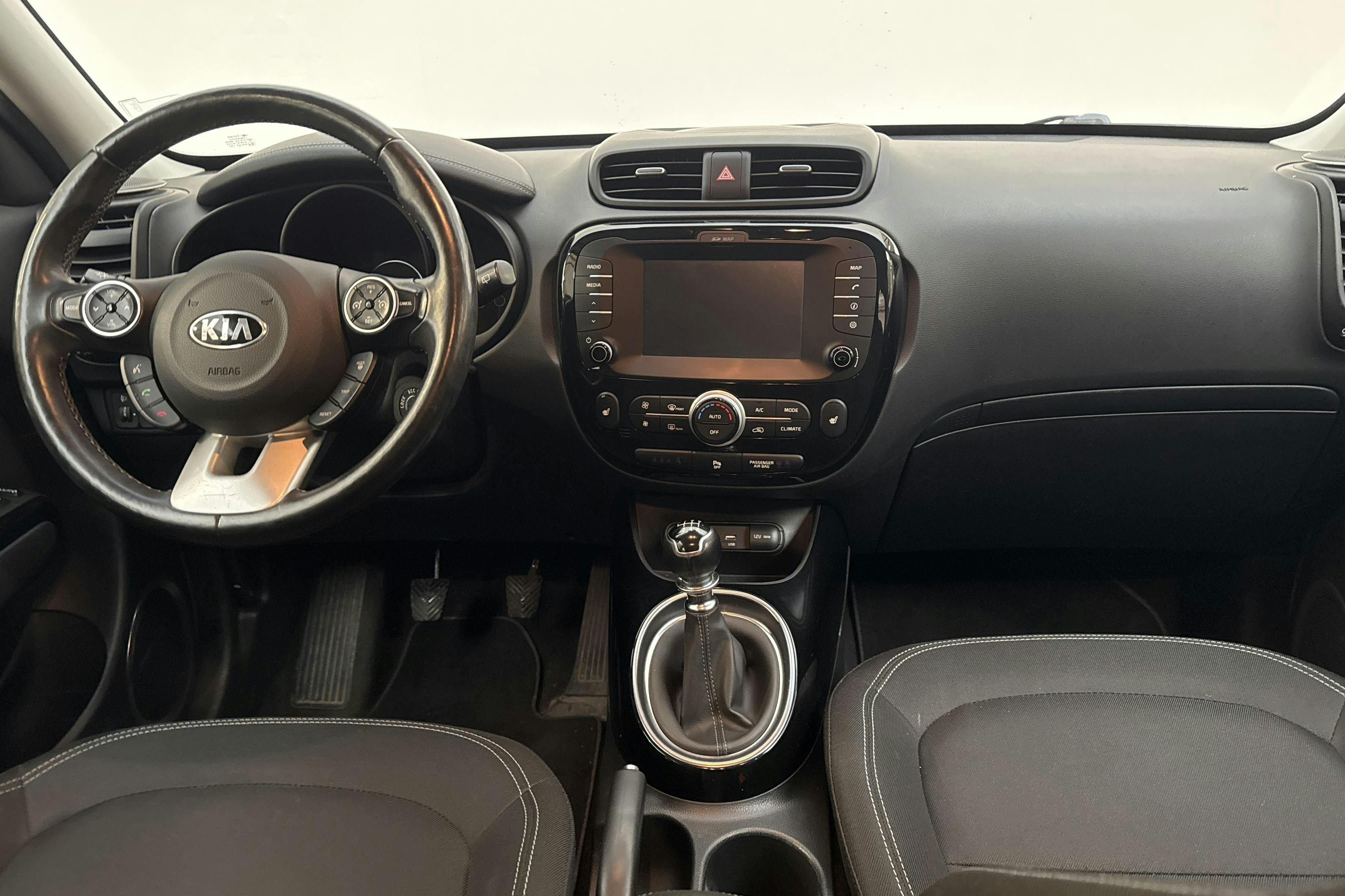 KIA Soul 1.6 CRDi (136hk) - 20 322 mil - Manuell - grå - 2018