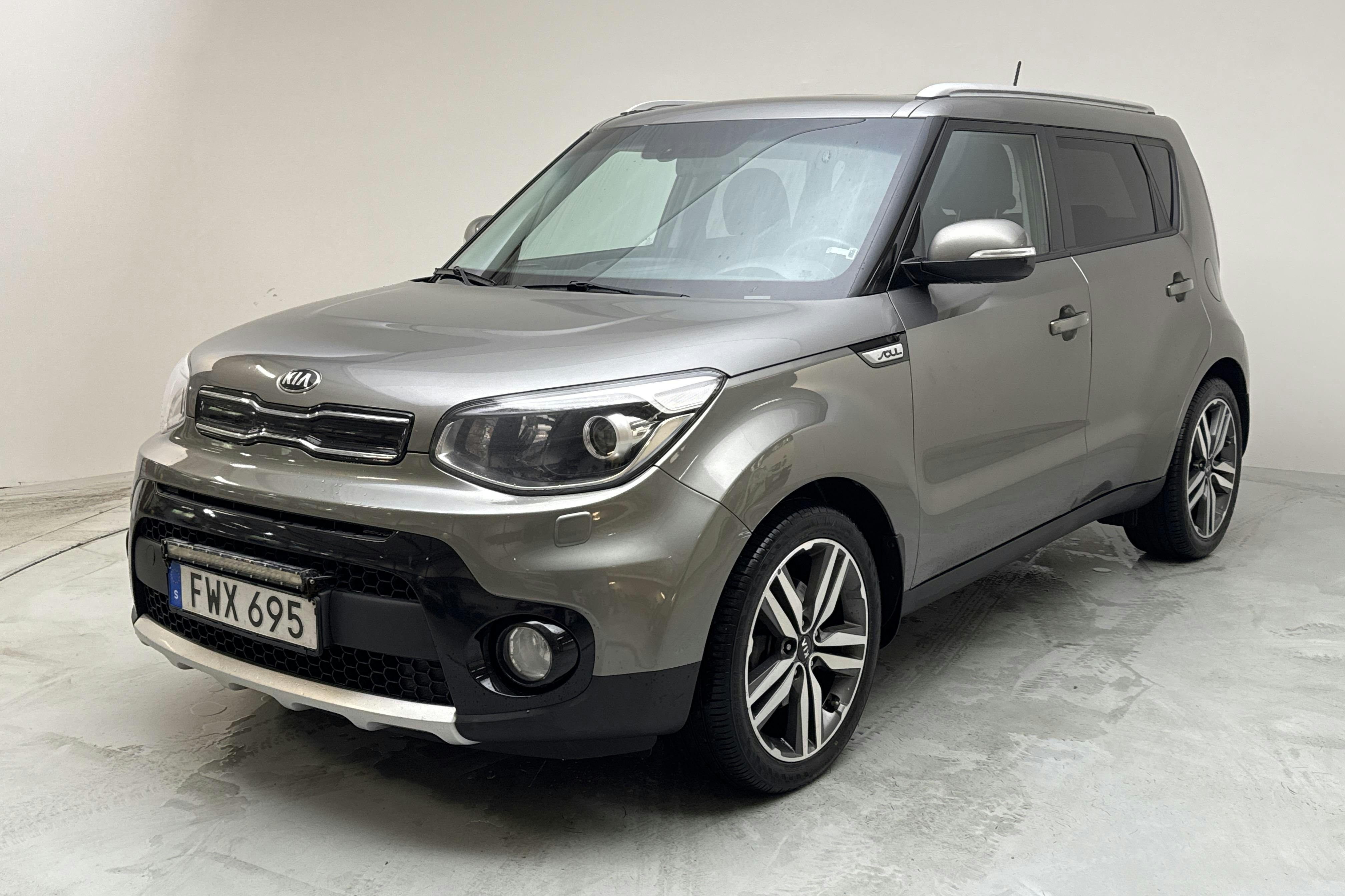 KIA Soul 1.6 CRDi (136hk) - 203 220 km - Manual - gray - 2018