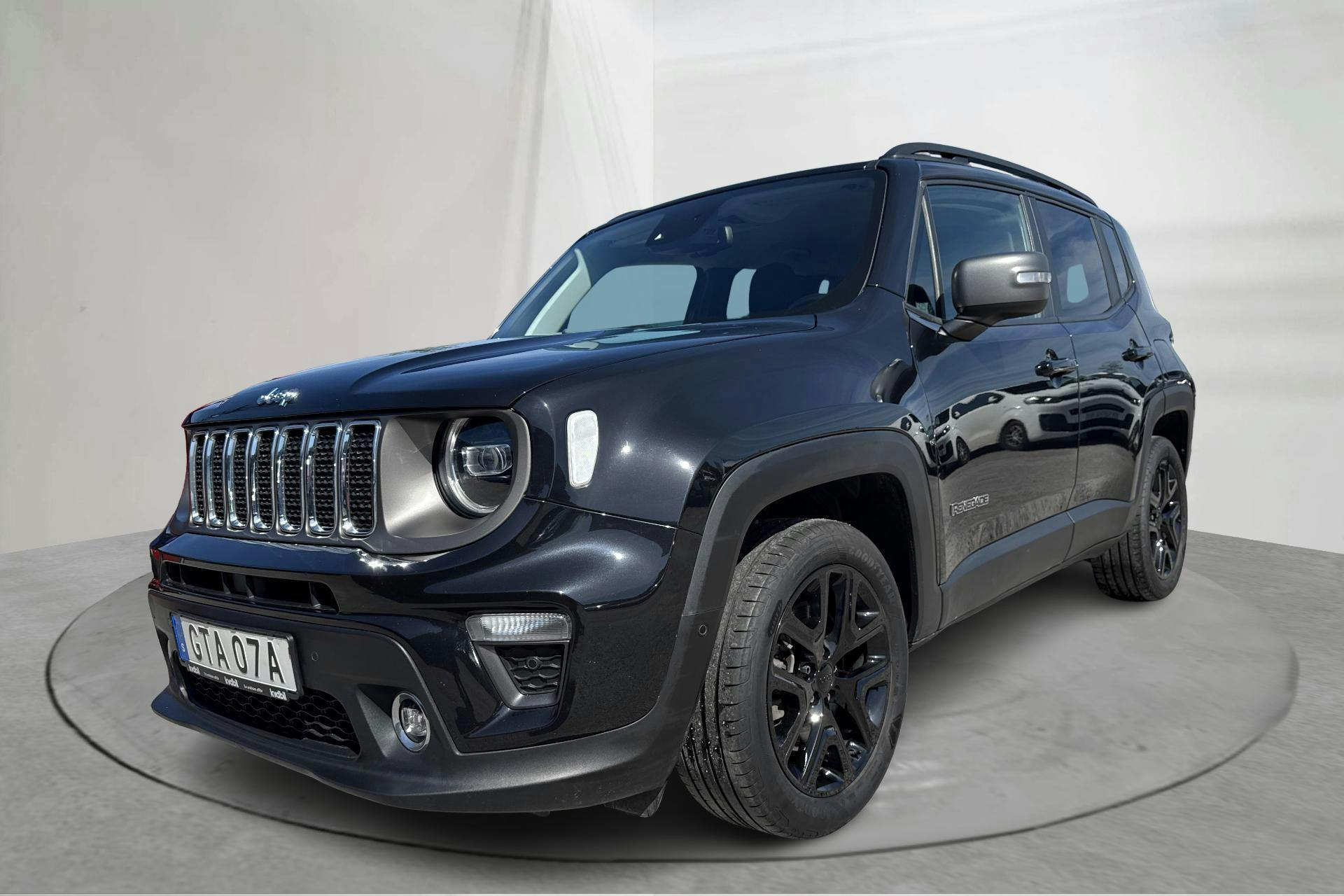 Jeep Renegade 1.3 PHEV 4WD (190hk) - 71 920 km - Automatic - black - 2020