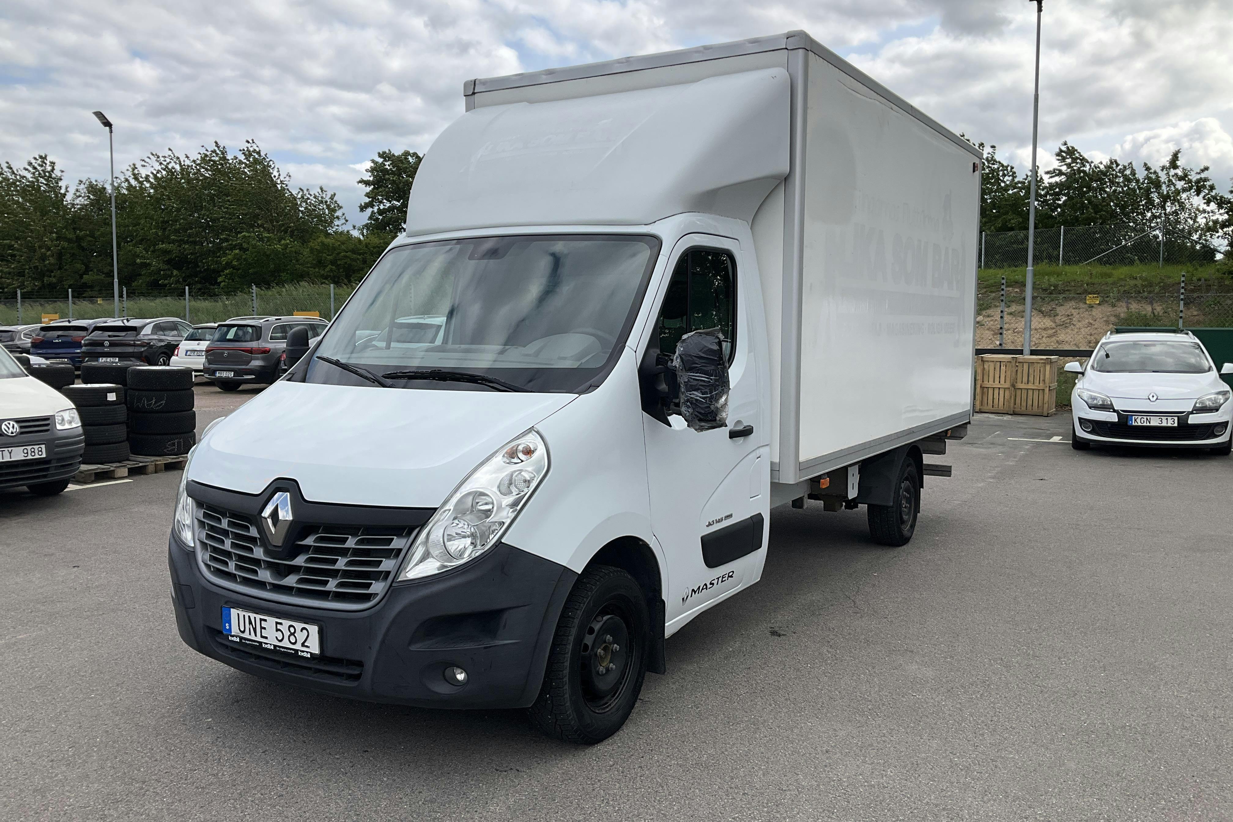 Renault Master 2.3 dCi Volymskåp 2WD (145hk) - 15 194 mil - Manuell - vit - 2017