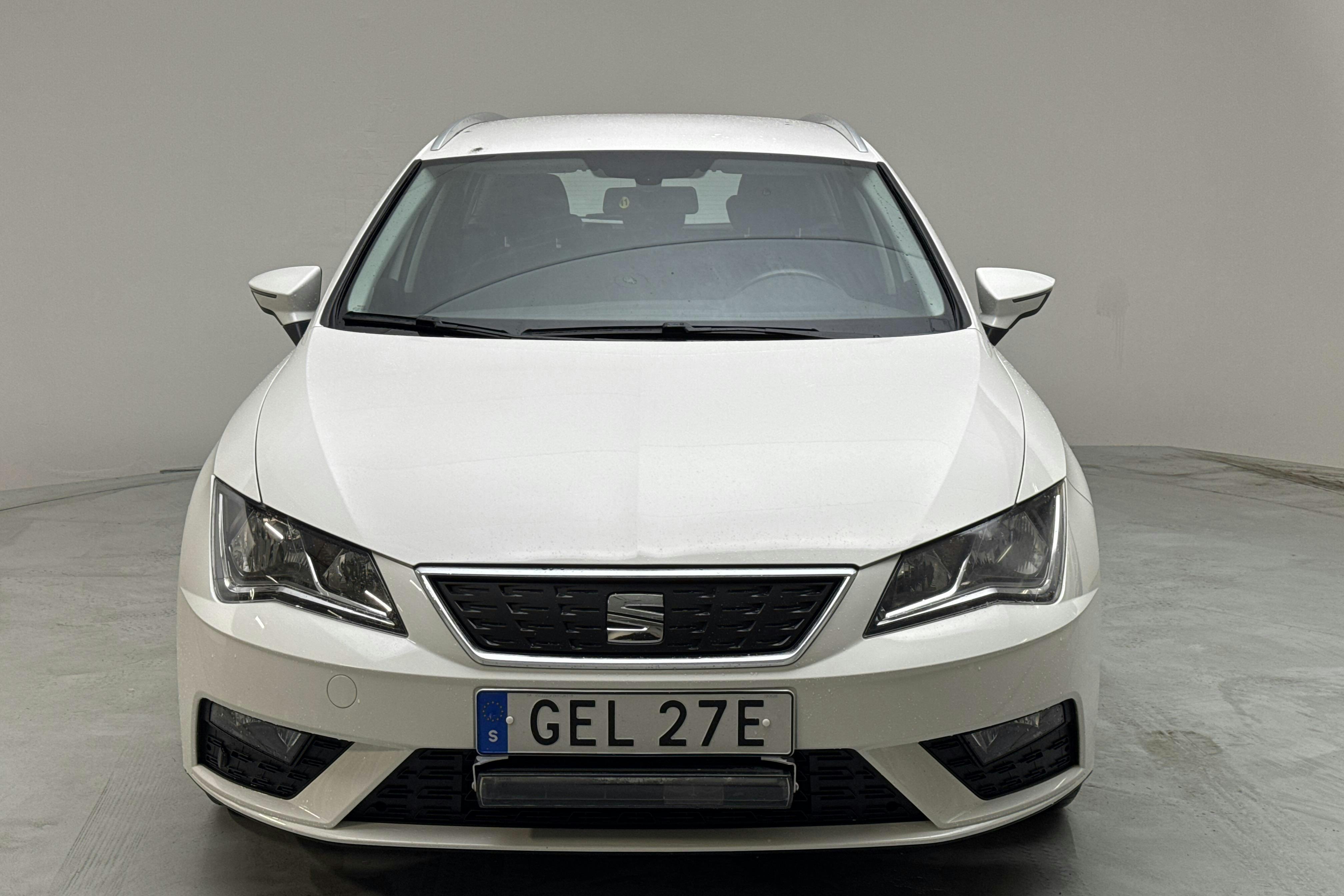 Seat Leon 1.0 TSI ST (115hk) - 24 355 mil - Automat - vit - 2019