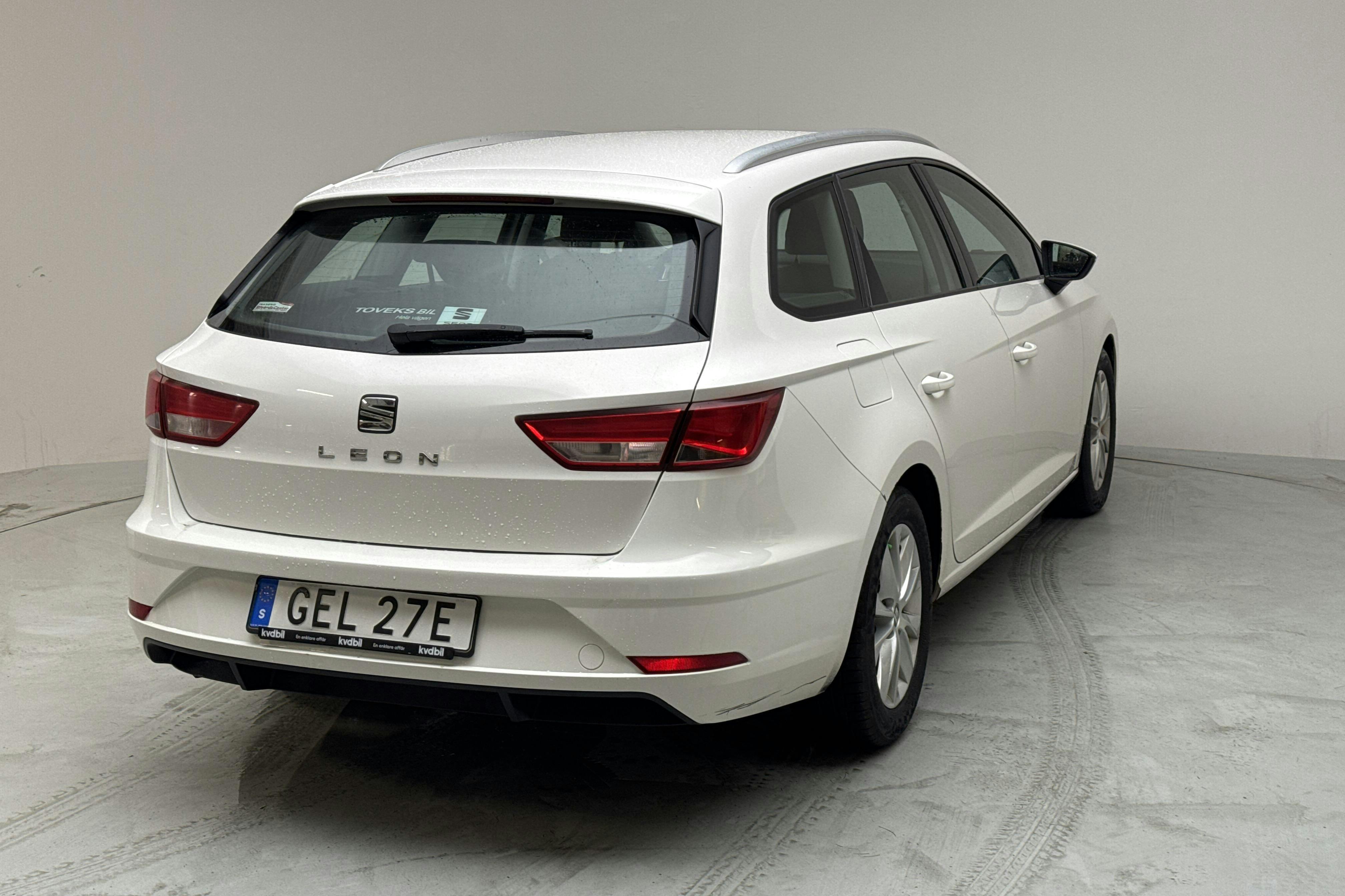 Seat Leon 1.0 TSI ST (115hk) - 24 355 mil - Automat - vit - 2019
