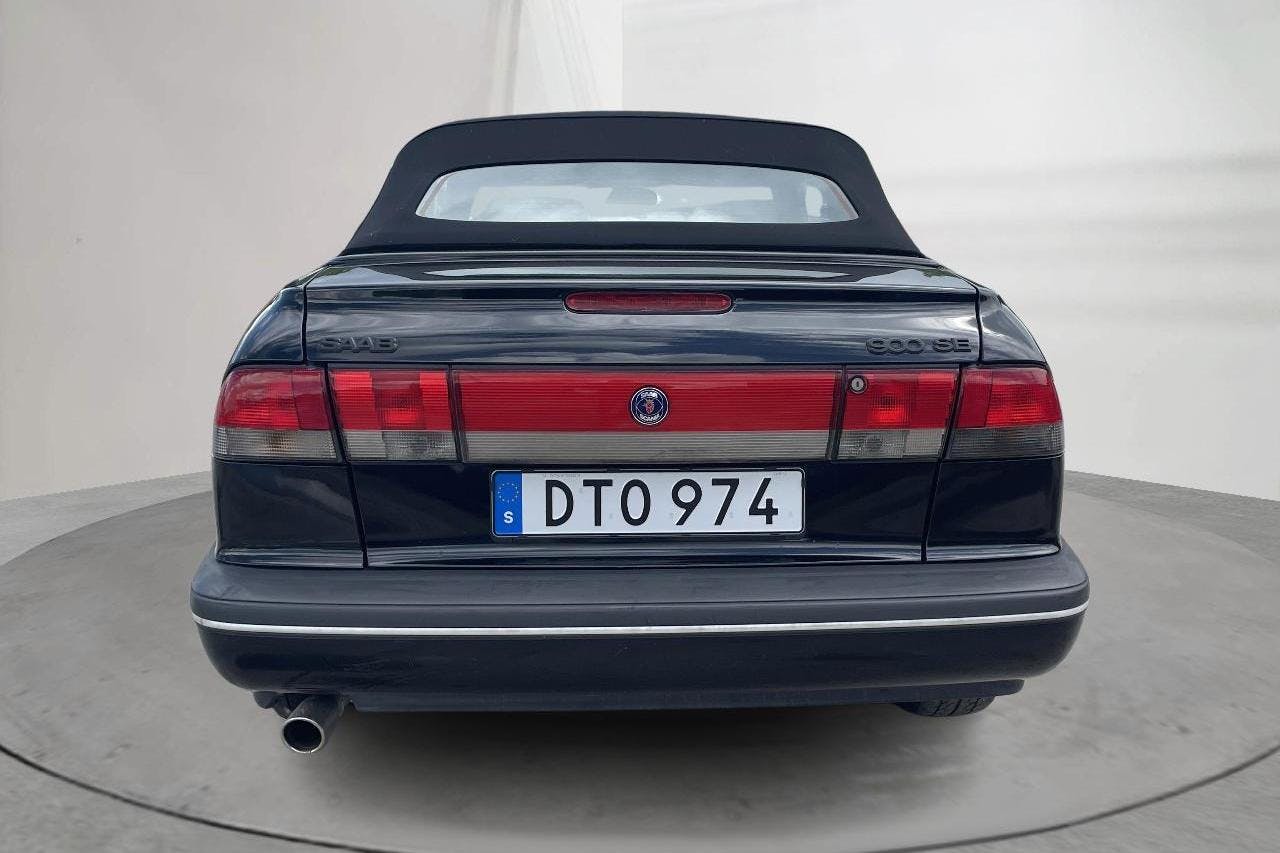 Saab 900 2.5 V6 SE Cabriolet (170hk) - 13 130 mil - Automat - svart - 1996