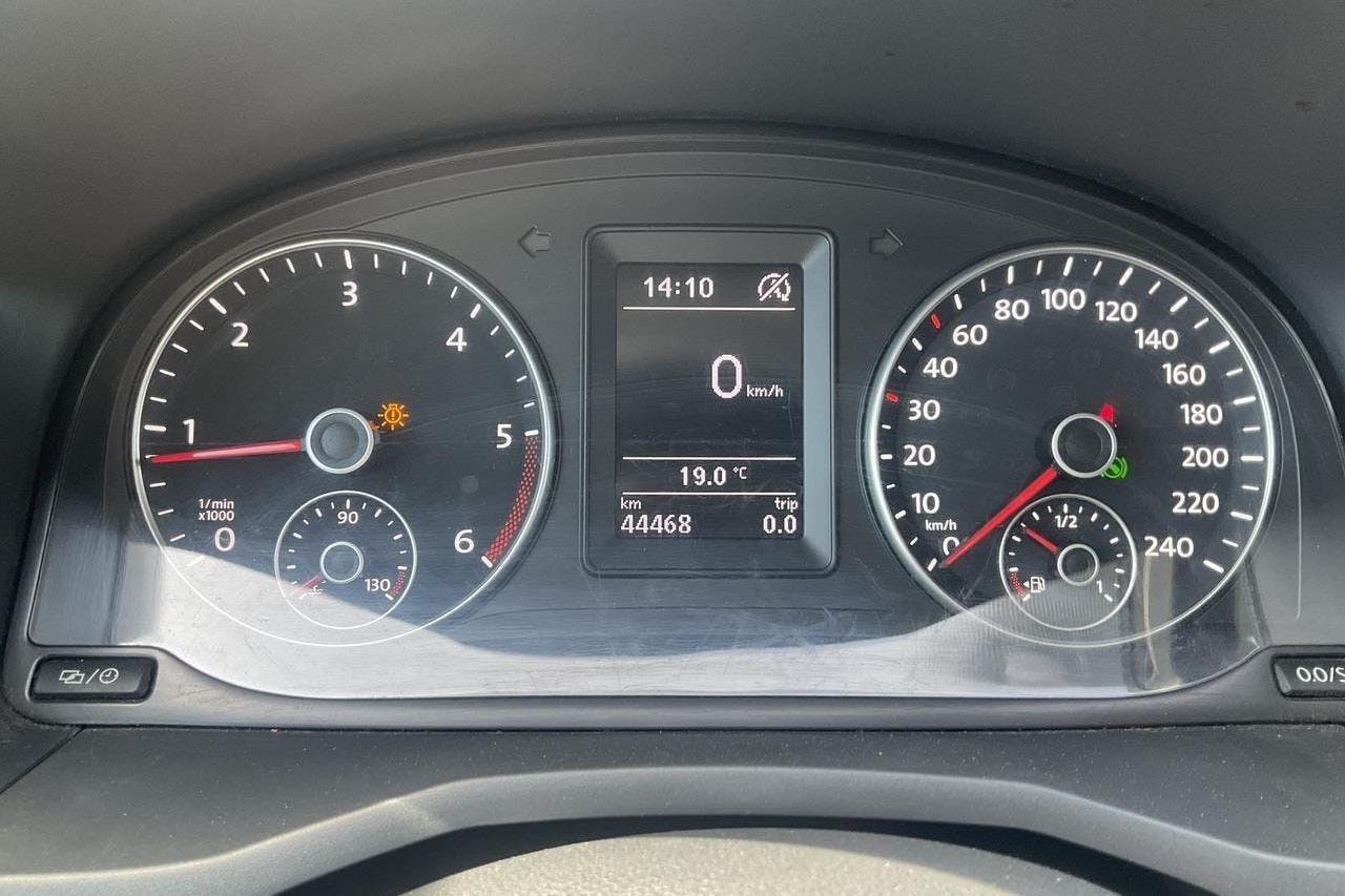 VW Caddy 2.0 TDI Maxi Skåp (102hk) - 4 446 mil - Automat - vit - 2019