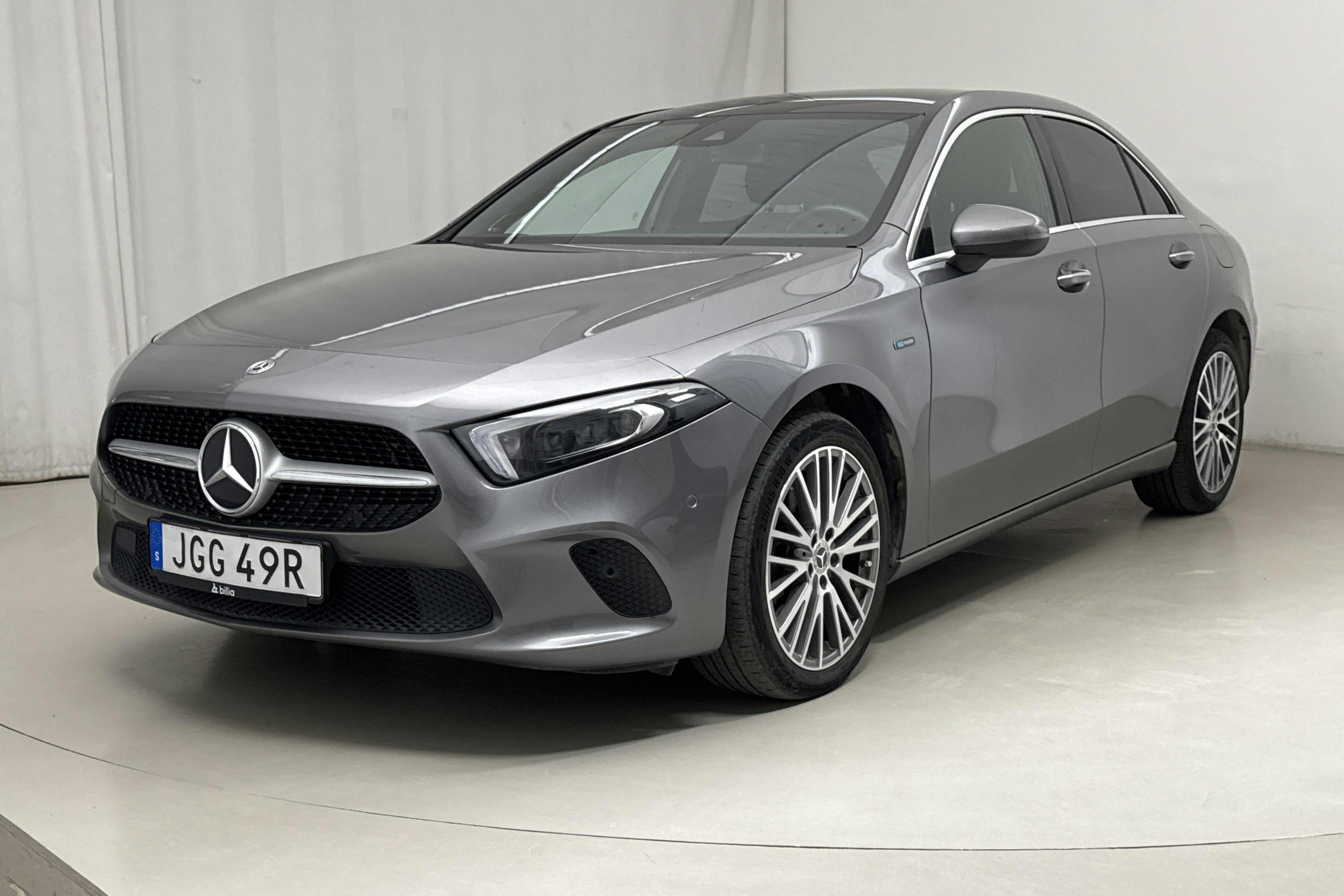 Mercedes A 250 e Sedan V177 (224hk) - 84 230 km - Automatic - Dark Grey - 2021
