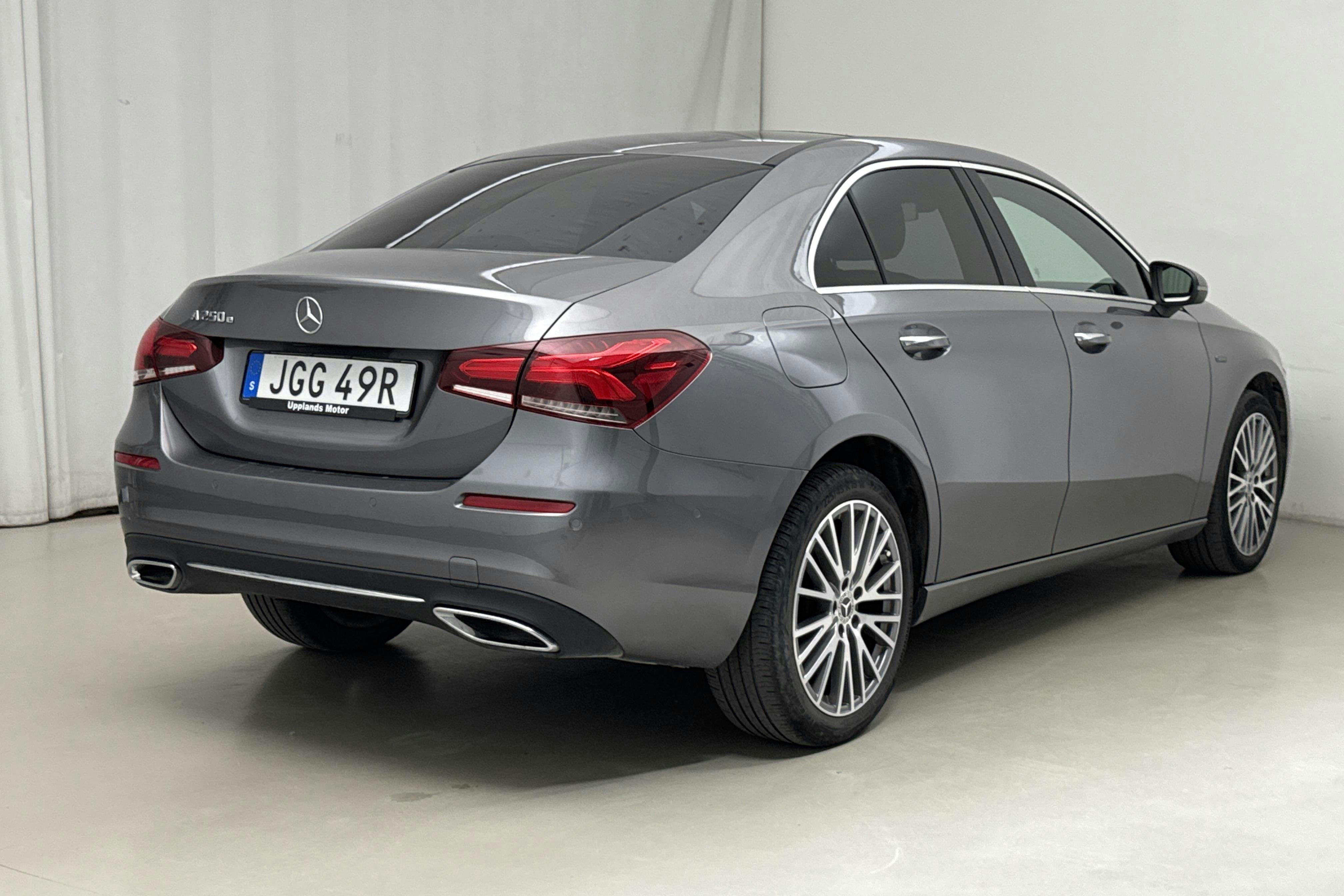 Mercedes A 250 e Sedan V177 (224hk) - 84 230 km - Automatic - Dark Grey - 2021