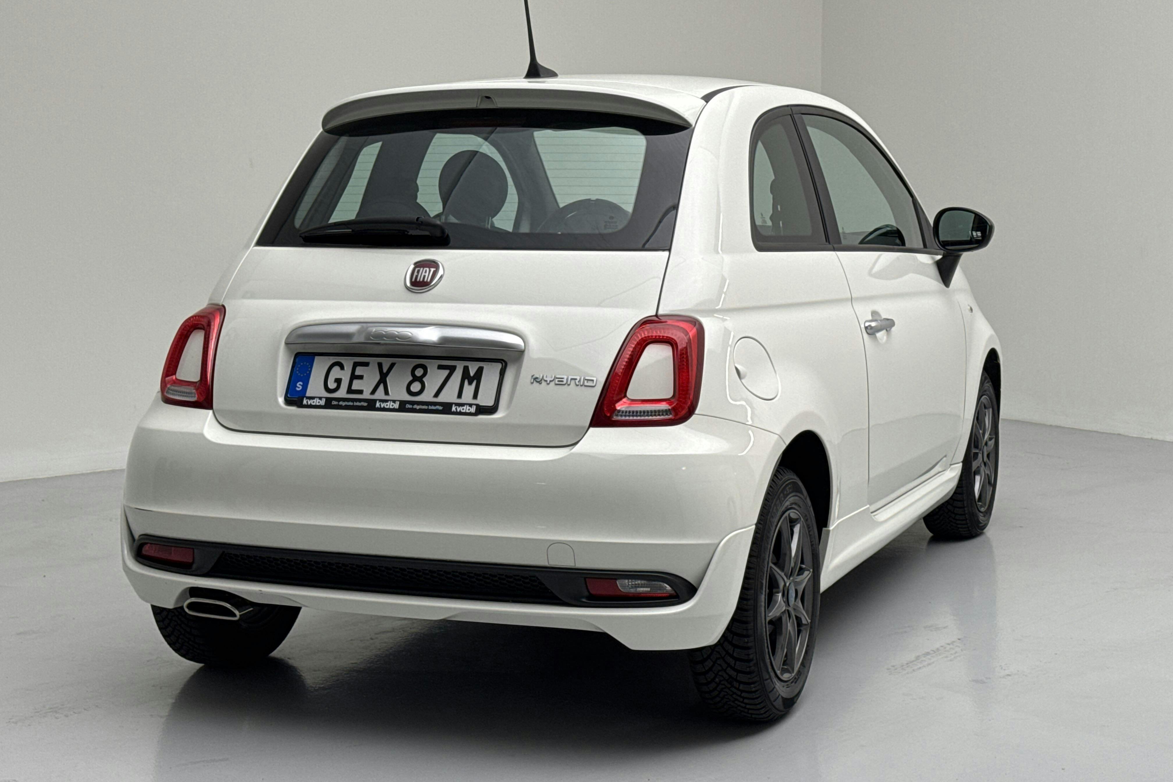 Fiat 500 Hybrid (70hk) - 15 880 km - Manual - white - 2022