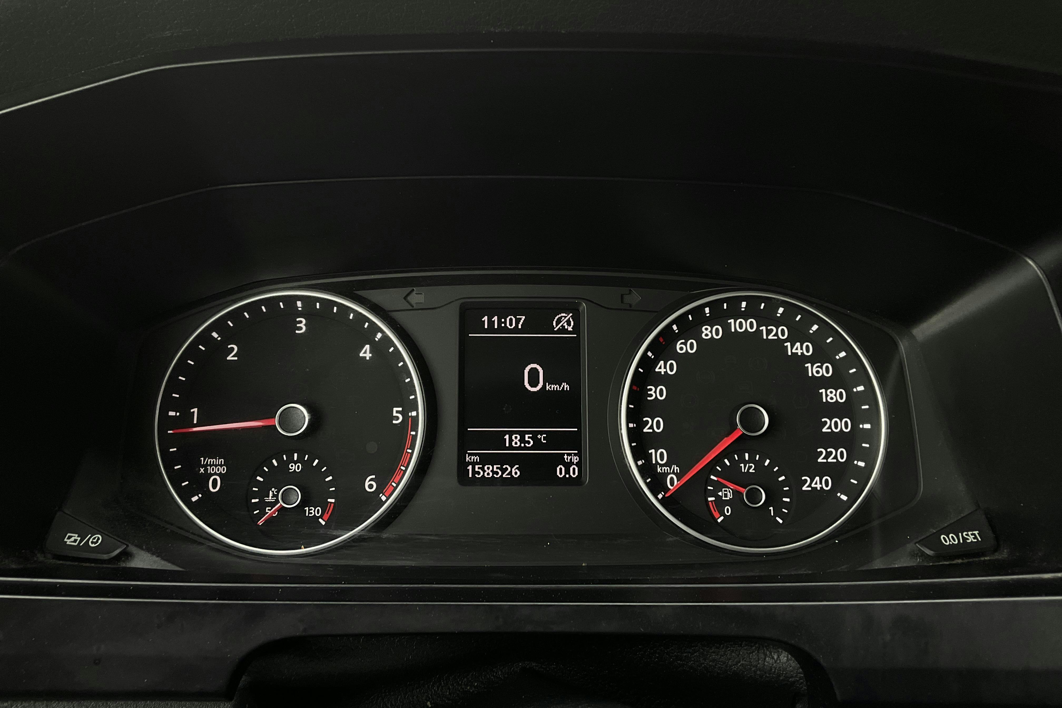 VW Transporter T6 2.0 TDI BMT Skåp 4MOTION (150hk) - 158 520 km - Manual - white - 2017