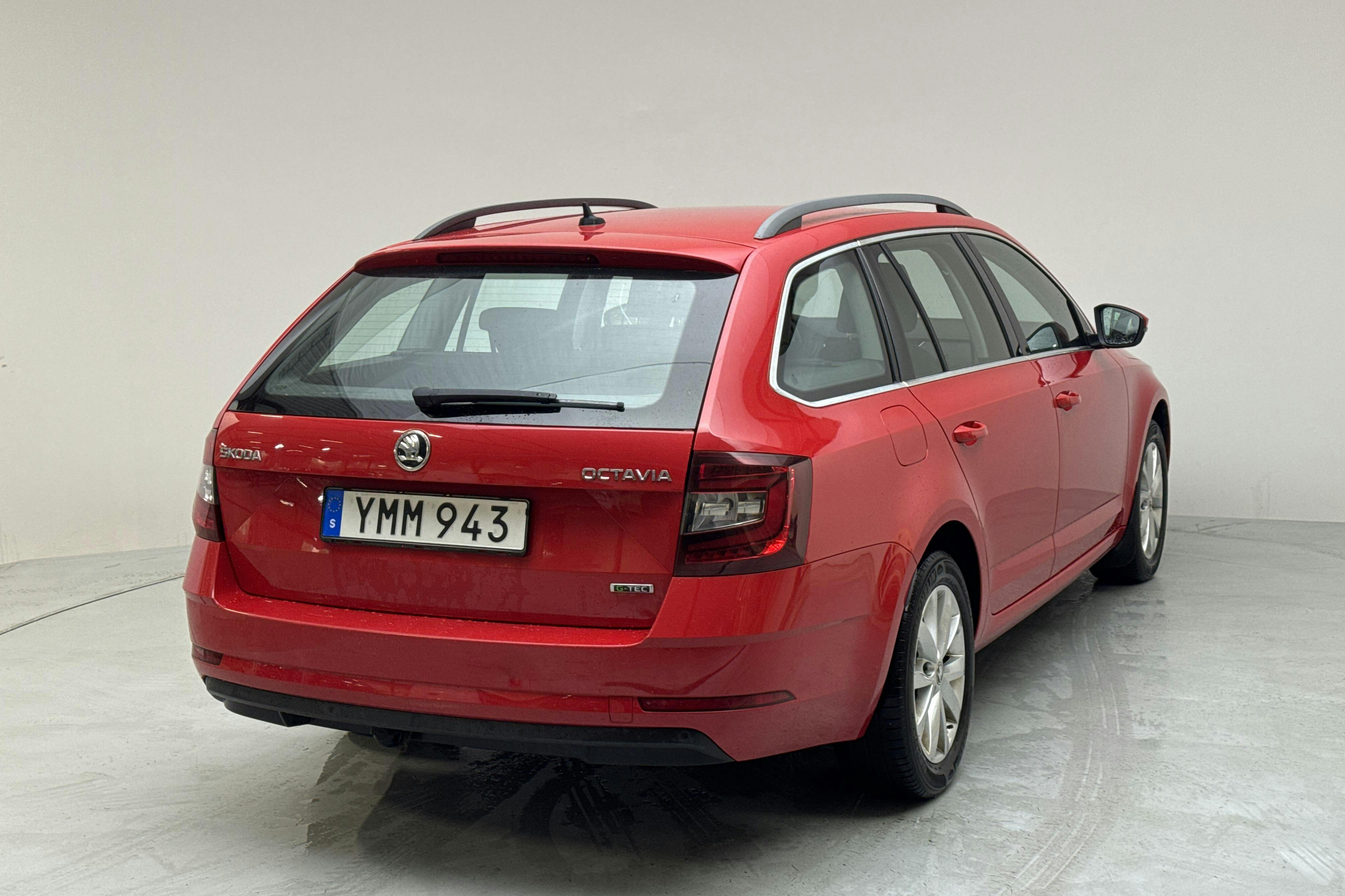 Skoda Octavia III 1.4 TSI G-TEC Combi (110hk) - 15 647 mil - Manuell - röd - 2018