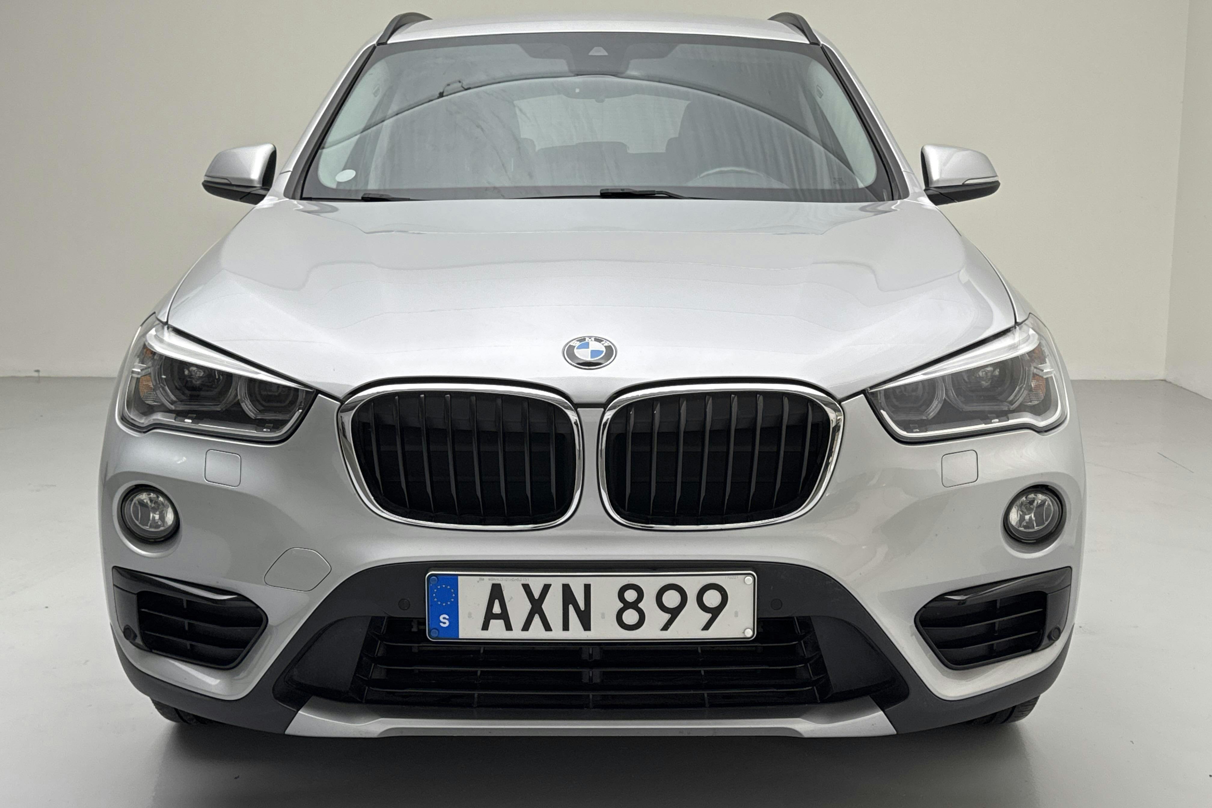 BMW X1 xDrive20d, F48 (190hk) - 11 601 mil - Automat - silver - 2017