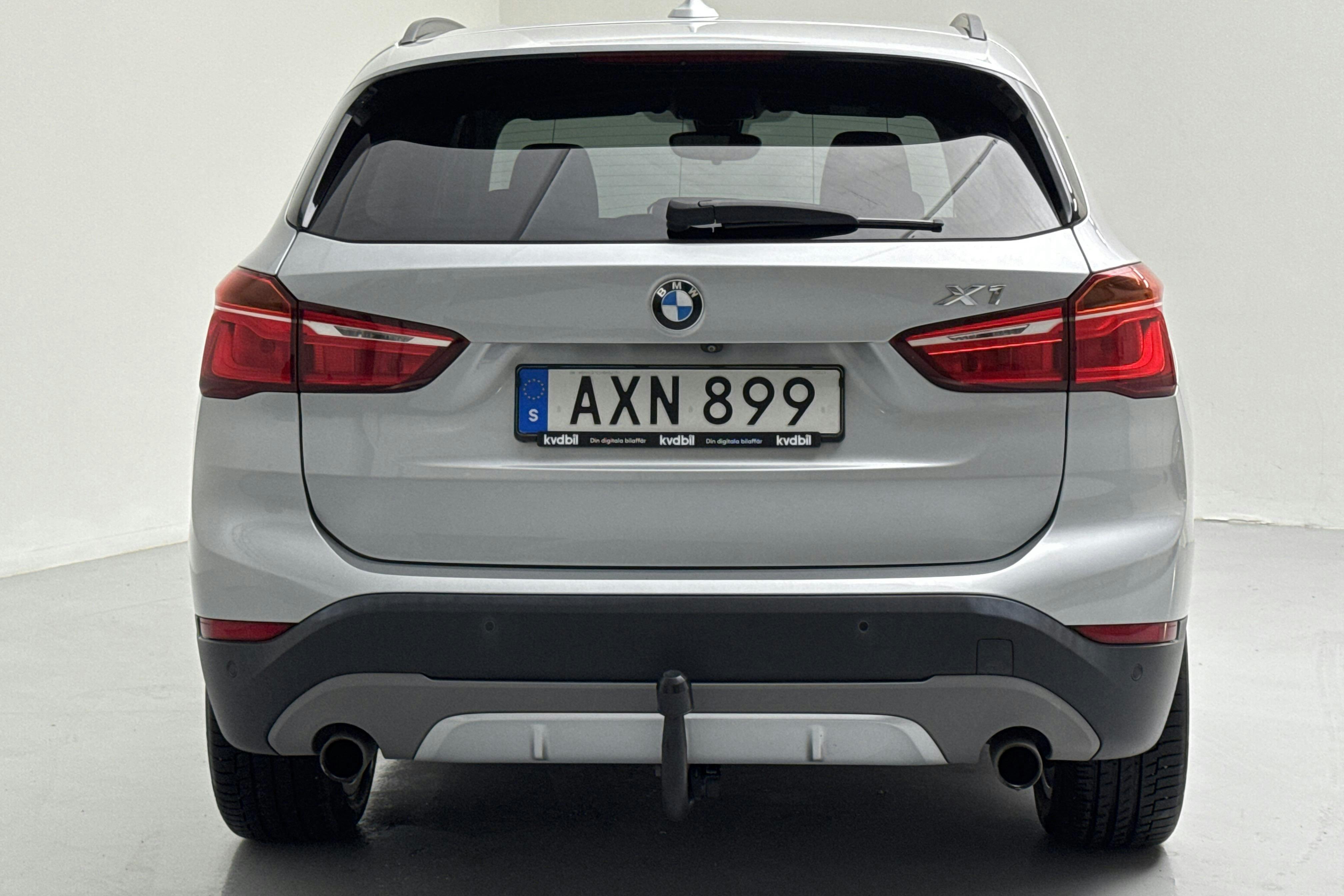 BMW X1 xDrive20d, F48 (190hk) - 11 601 mil - Automat - silver - 2017