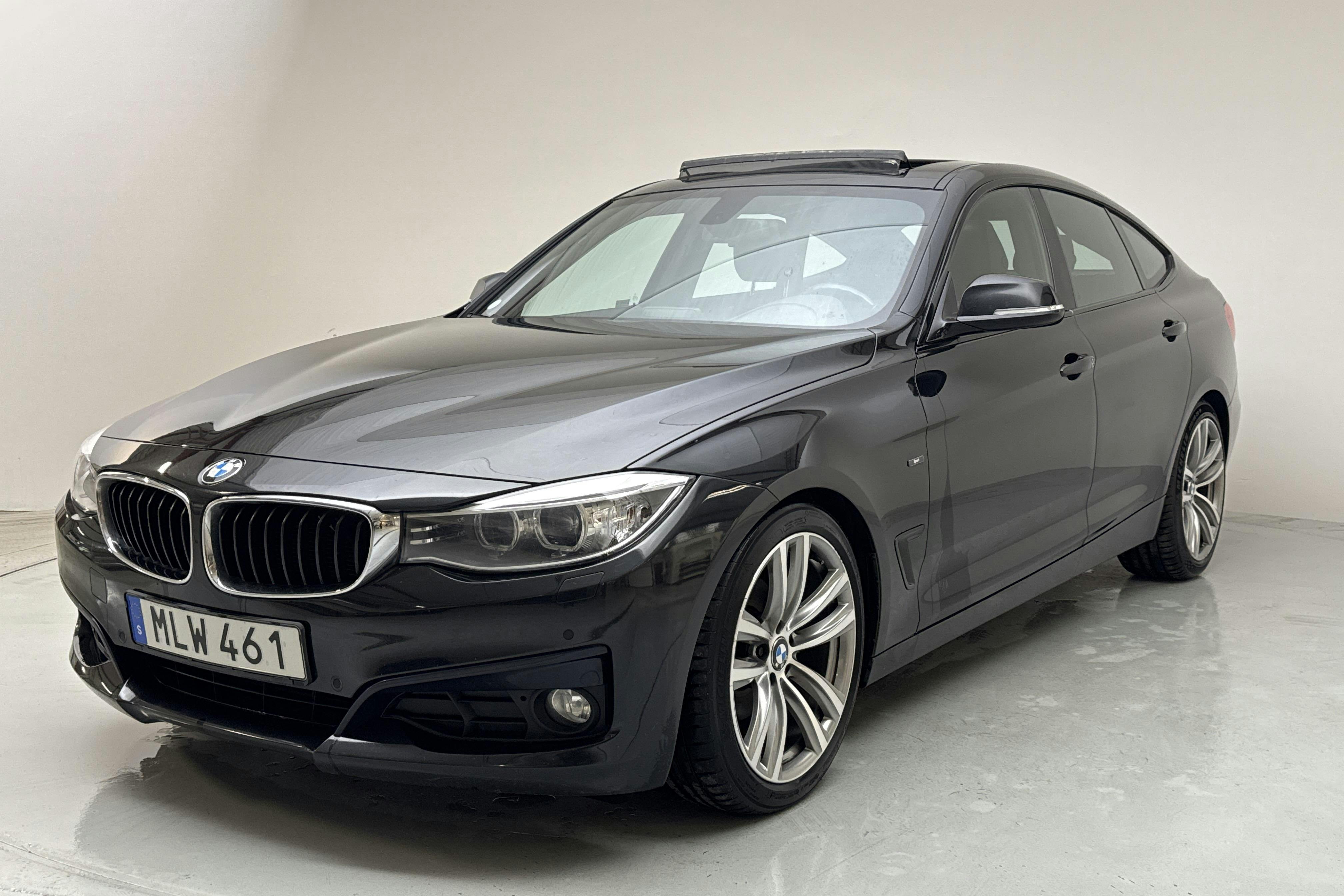 BMW 320d GT xDrive, F34 (184hk) - 19 790 mil - Automat - svart - 2014