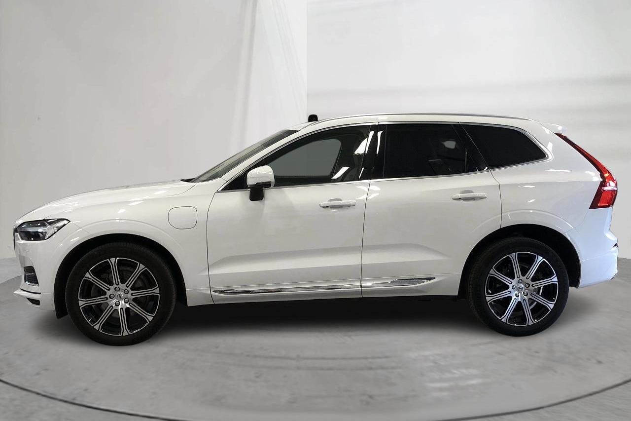 Volvo XC60 T8 AWD Recharge (390hk) - 8 581 mil - Automat - vit - 2021
