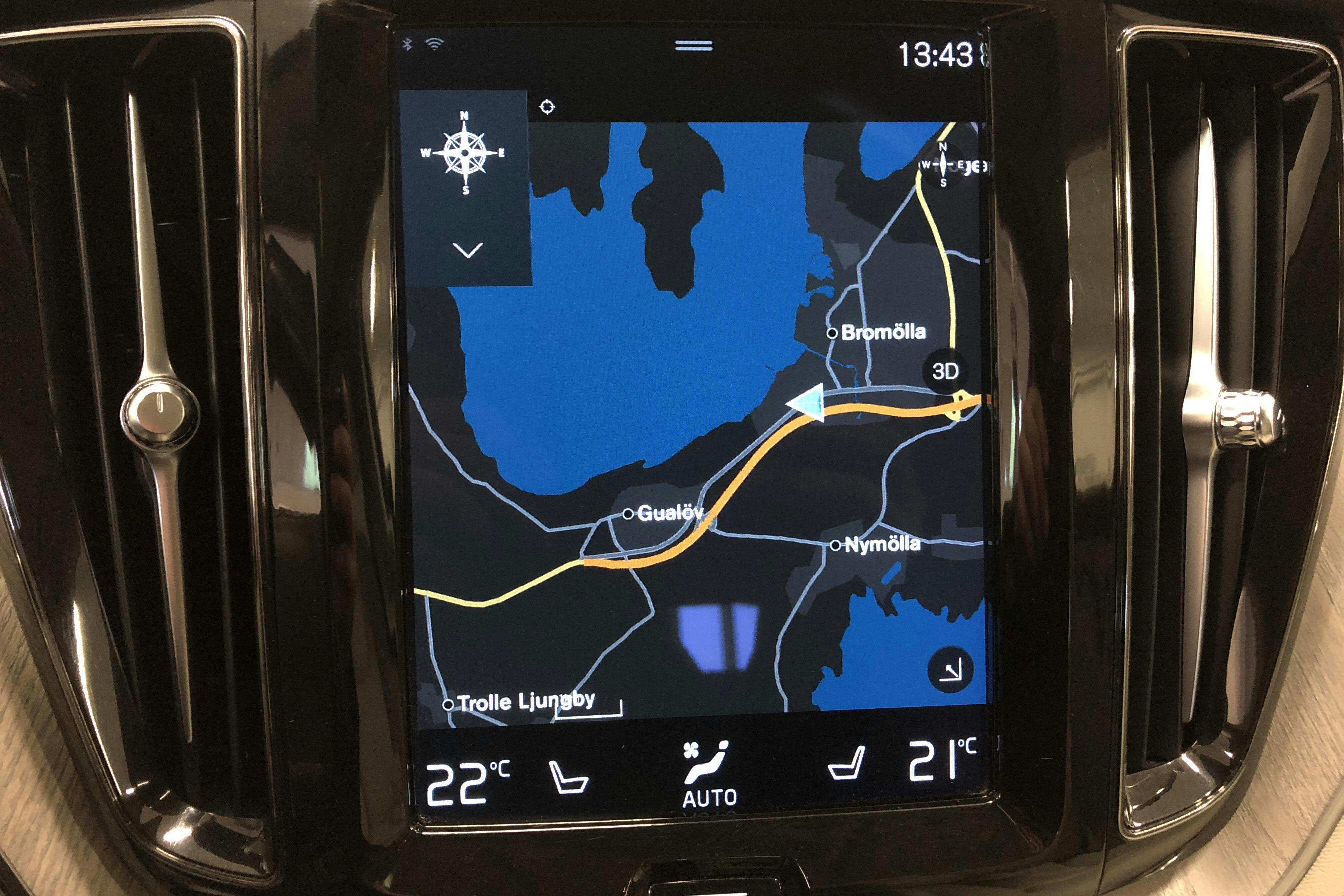 Volvo XC60 T8 AWD Recharge (390hk) - 8 581 mil - Automat - vit - 2021