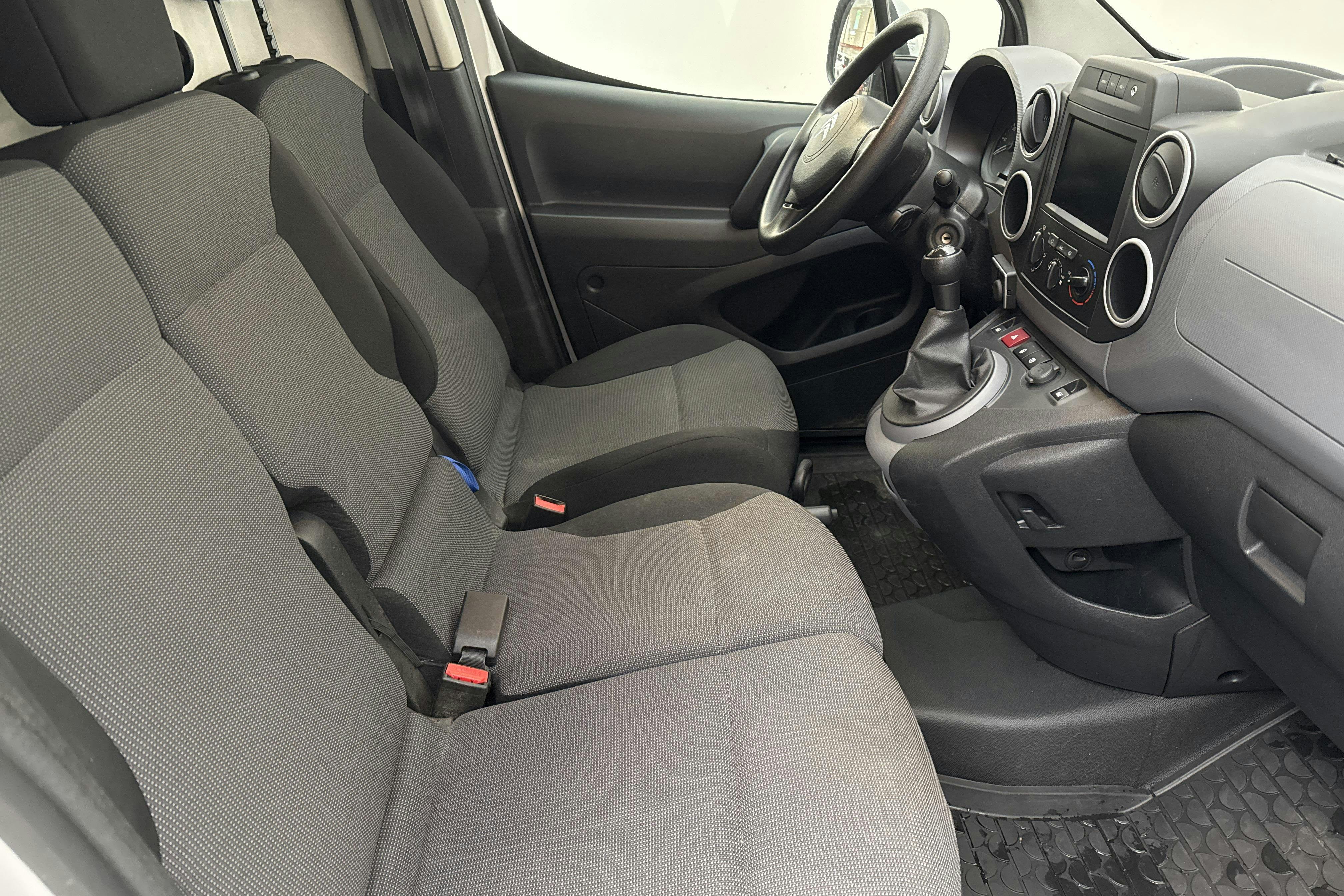 Citroën Berlingo 1.6 BlueHDi Skåp (100hk) - 7 000 mil - Manuell - vit - 2018