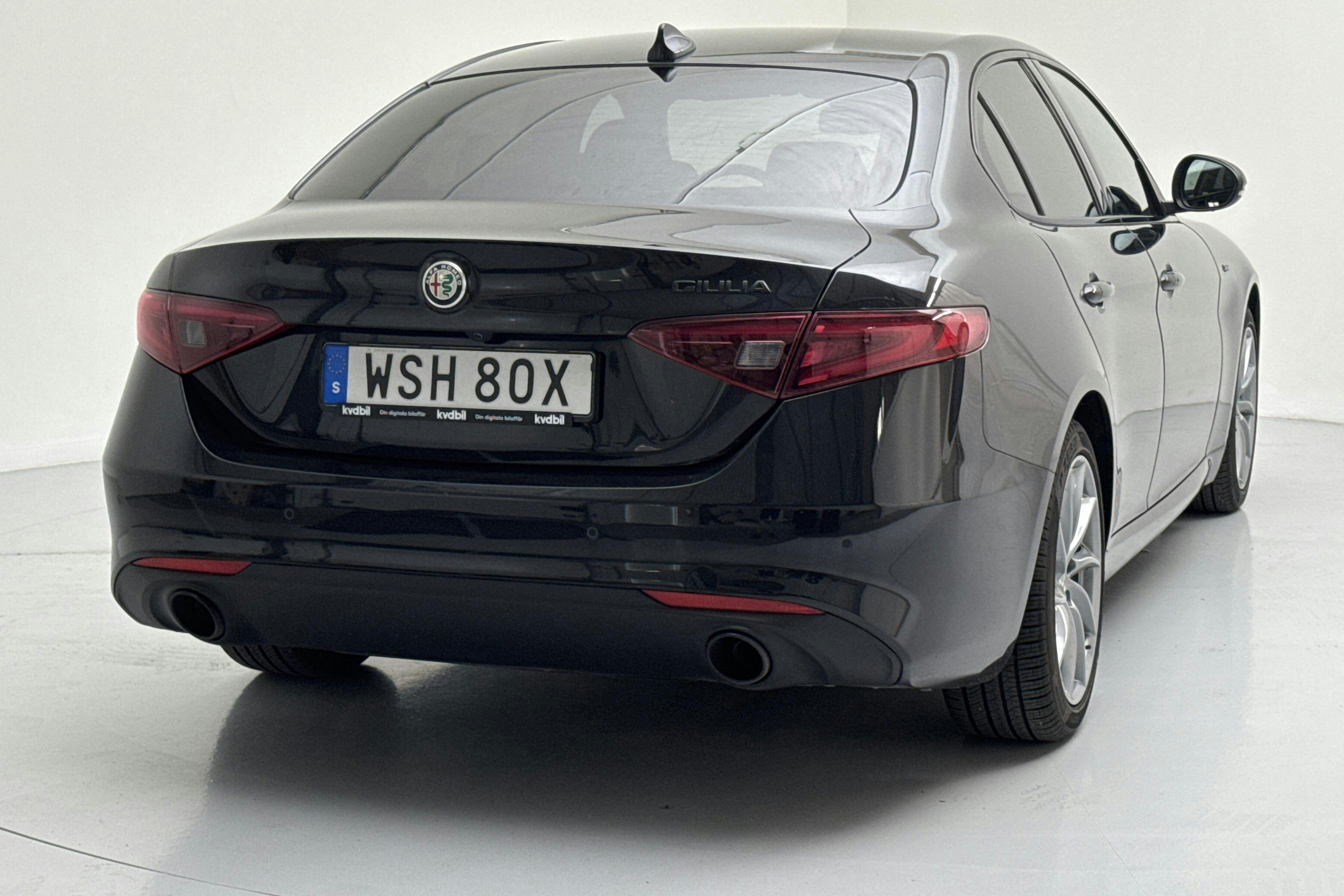 Alfa Romeo Giulia 2.0 (200hk) - 38 890 km - Automatic - black - 2021