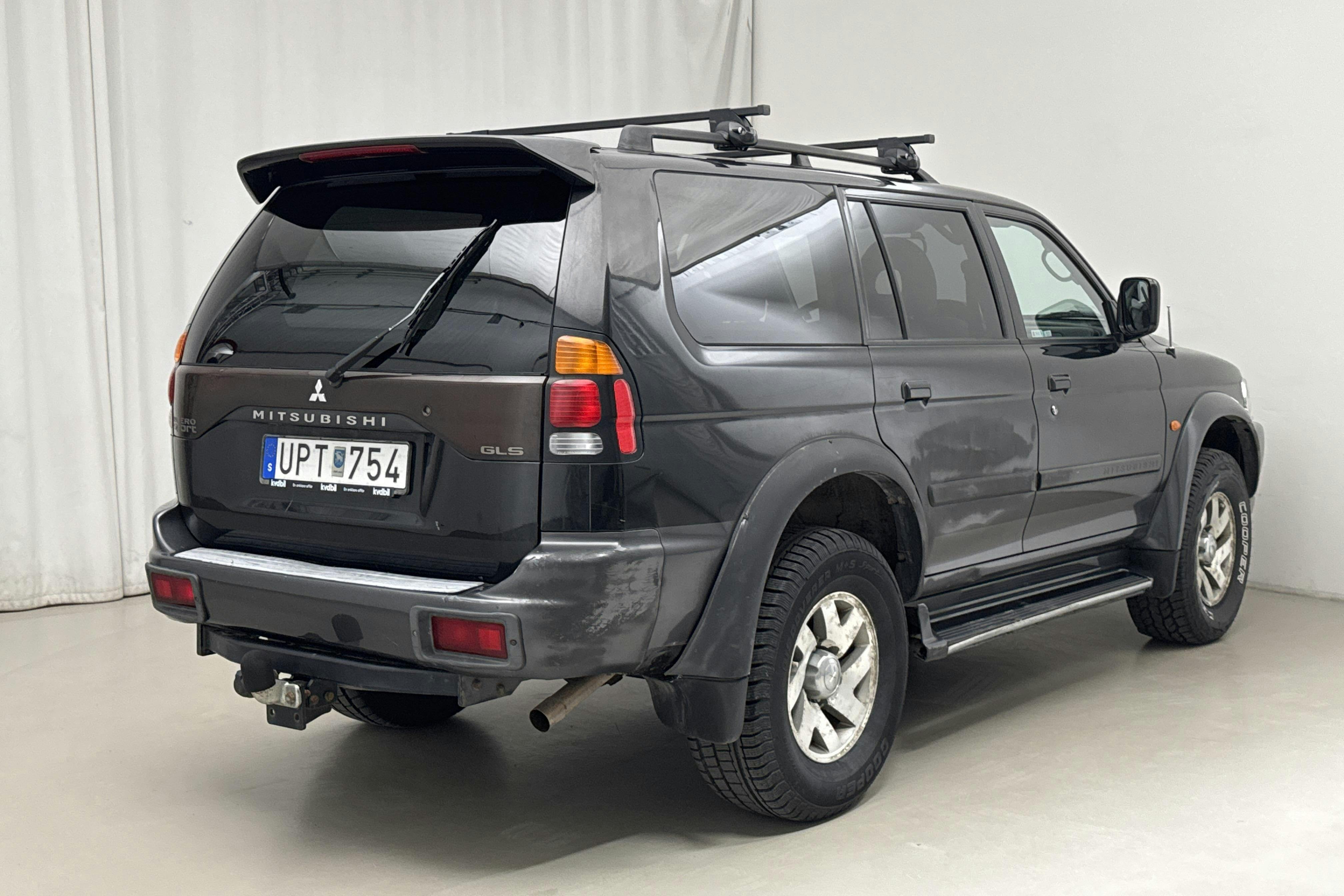 Mitsubishi Pajero Sport 3.0 V6 (170hk) - 131 310 km - Automatic - black - 2004