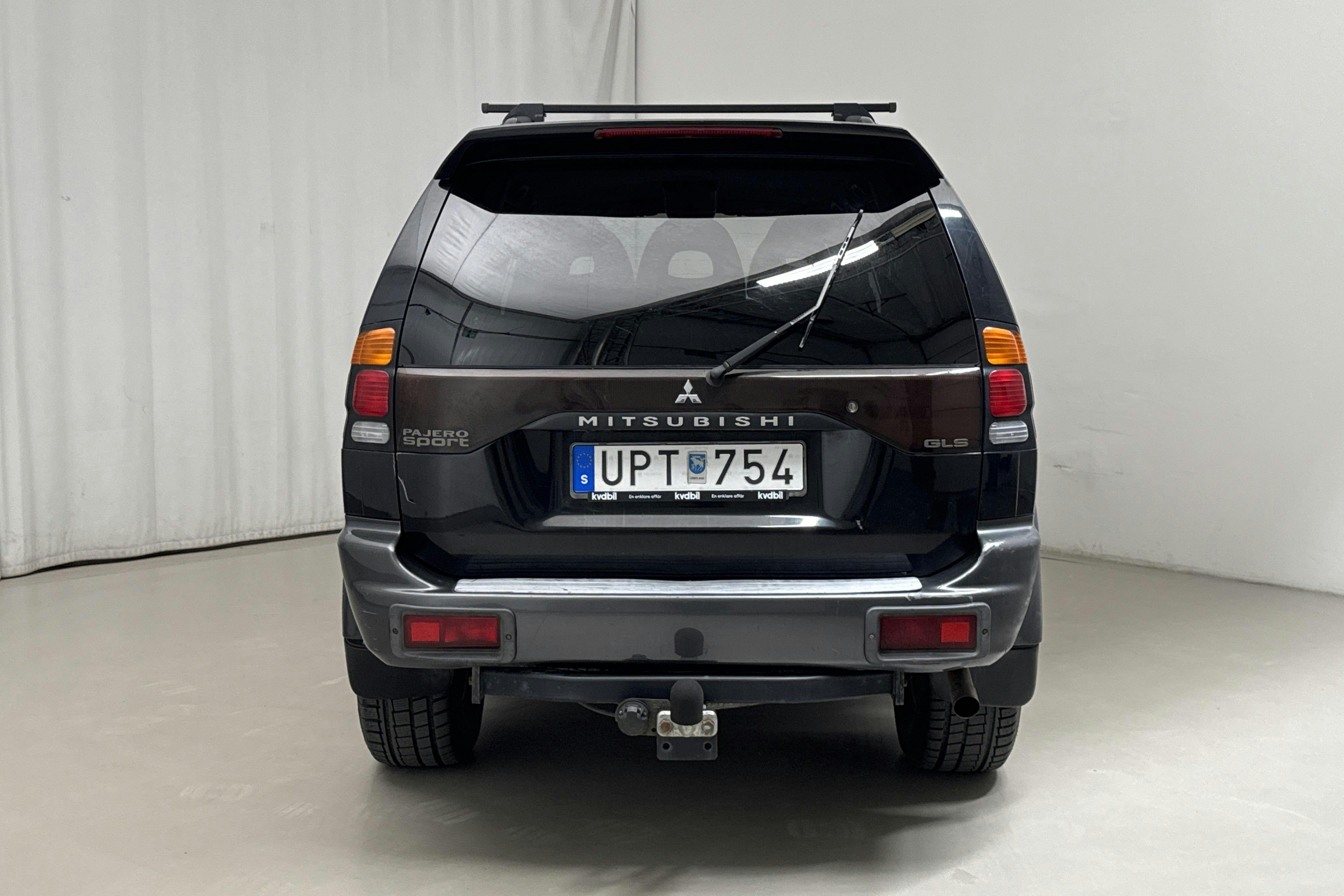 Mitsubishi Pajero Sport 3.0 V6 (170hk) - 131 310 km - Automatic - black - 2004