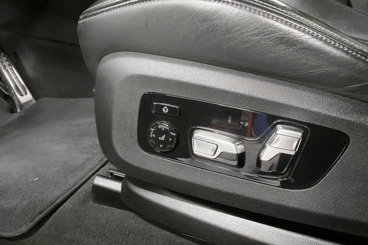 BMW X6 M Competition, G06 (625hk) - 4 926 mil - Automat - grön - 2020