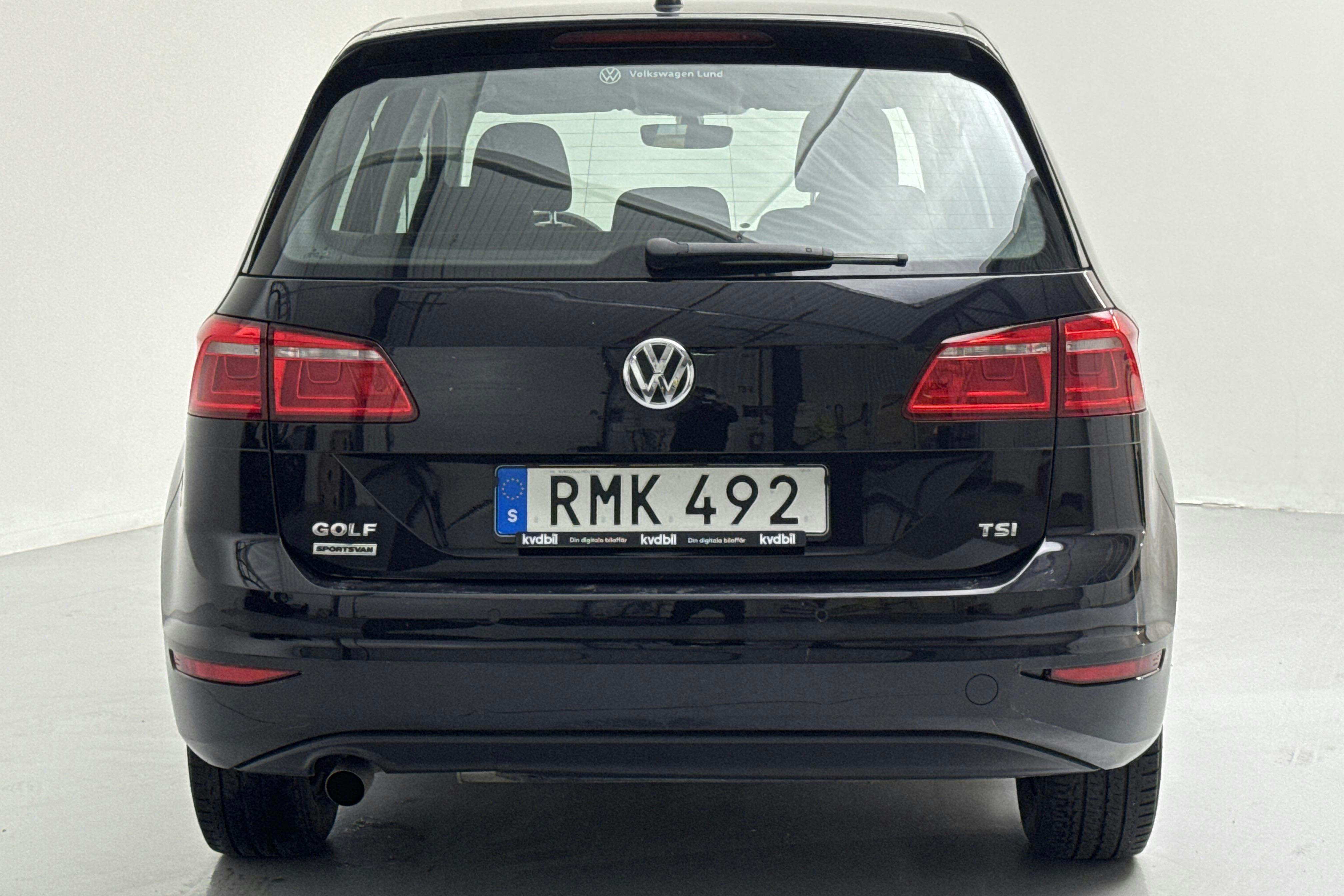 VW Golf VII 1.2 TSI BlueMotion Technology Sportsvan (110hk) - 84 300 km - Automaatne - must - 2018