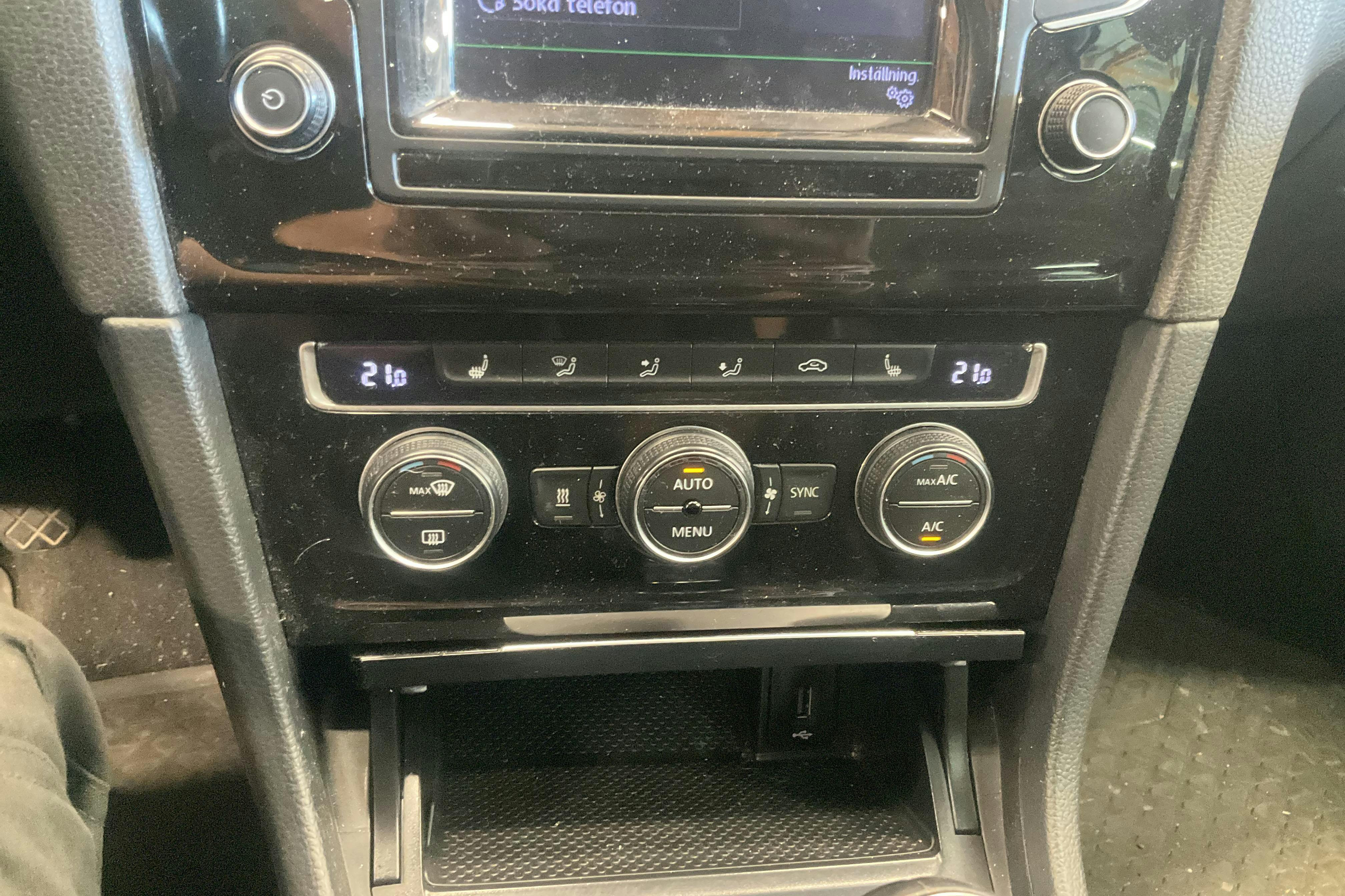 VW Golf VII 2.0 TDI BlueMotion Technology Sportscombi (150hk) - 19 189 mil - Manuell - vit - 2015