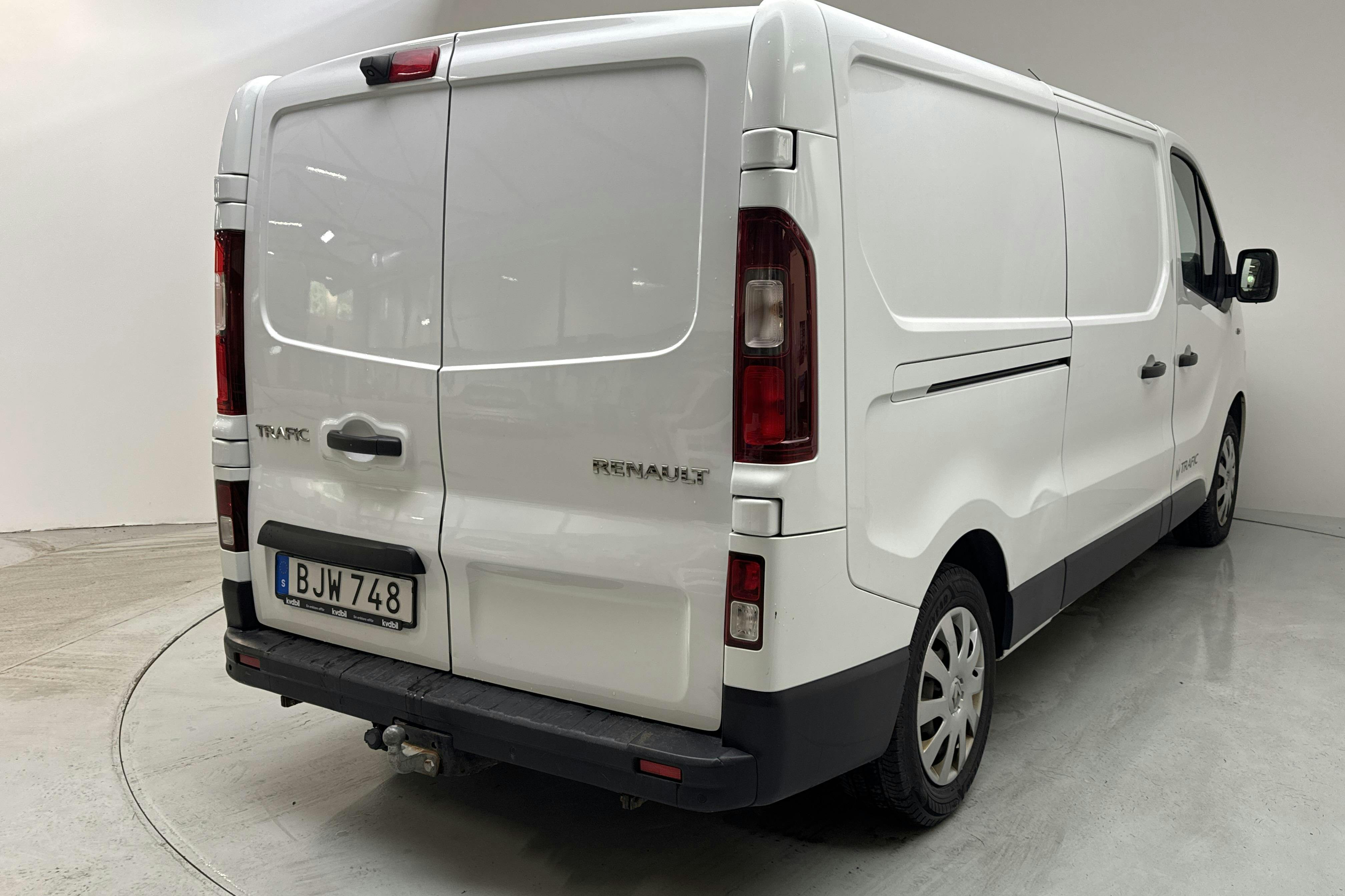 Renault Trafic 1.6 dCi Skåp (125hk) - 12 043 mil - Manuell - vit - 2018