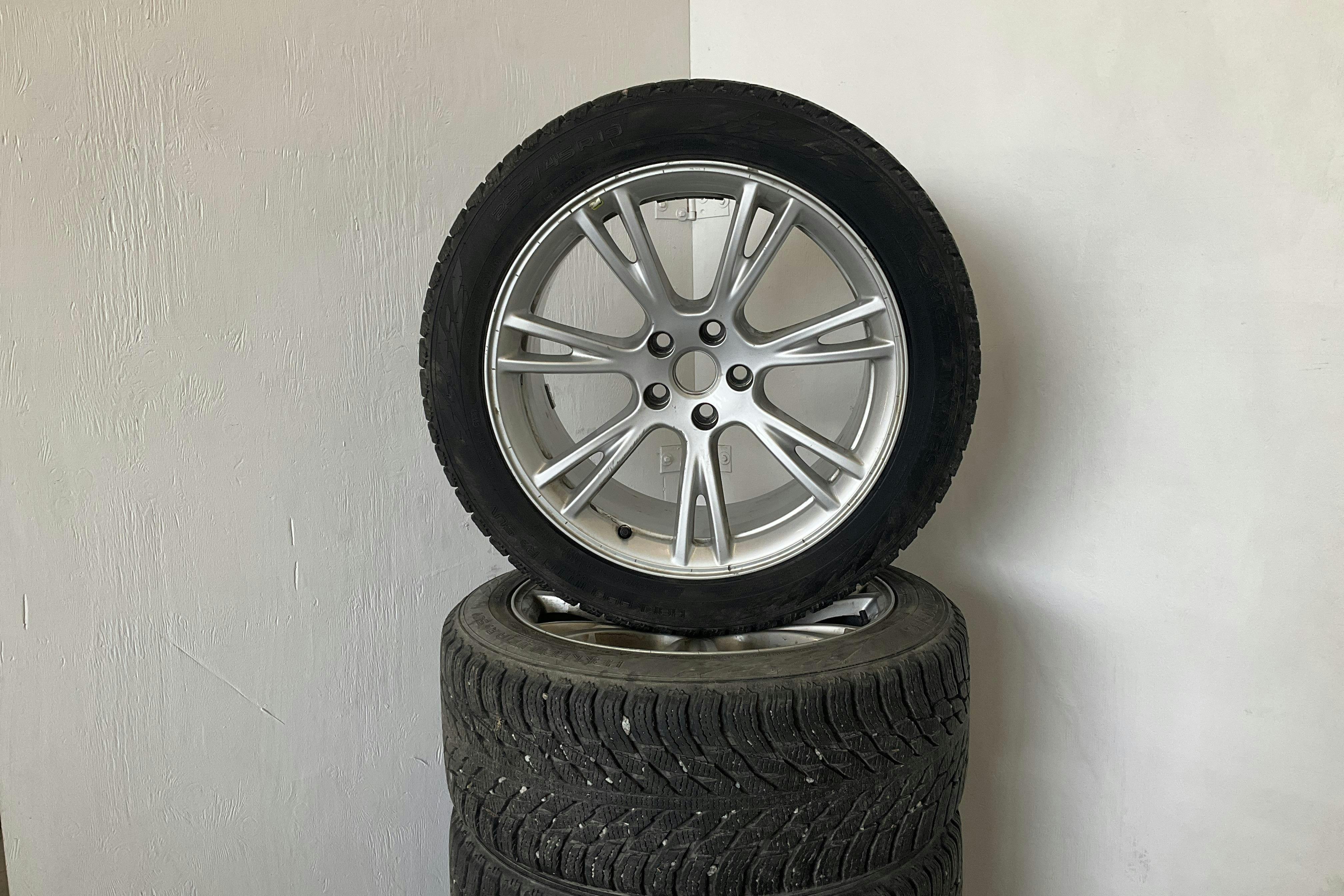 Tesla Model Y Long Range Dual Motor AWD - 4 796 mil - Automat - grå - 2022