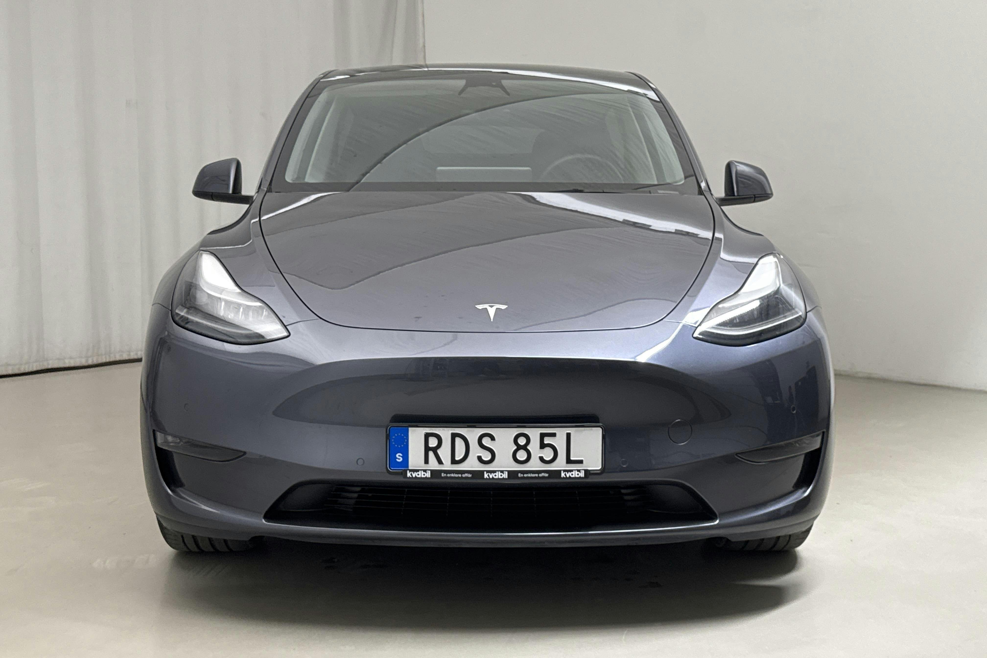 Tesla Model Y Long Range Dual Motor AWD - 4 796 mil - Automat - grå - 2022