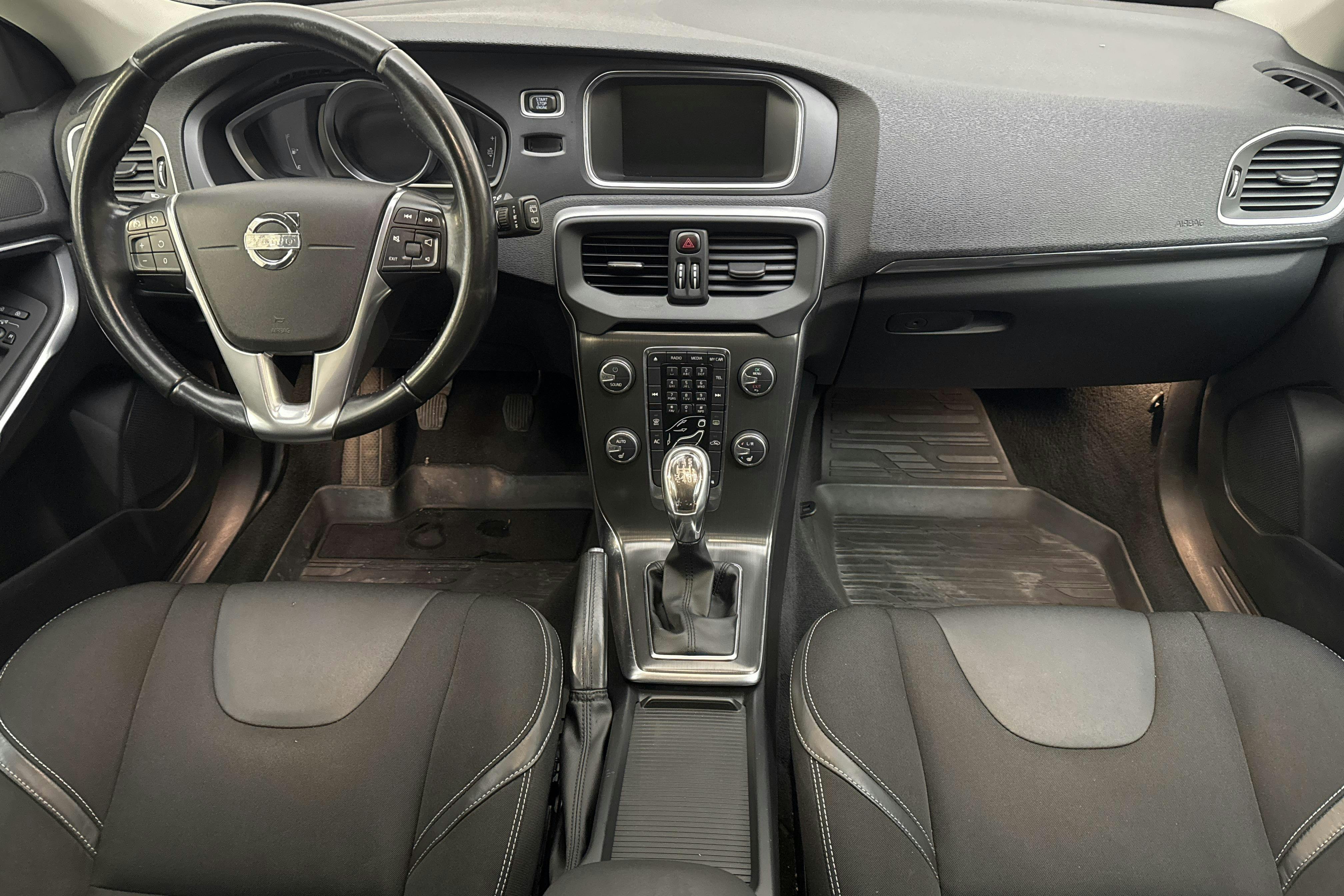Volvo V40 D3 (150hk) - 14 699 mil - Manuell - blå - 2014