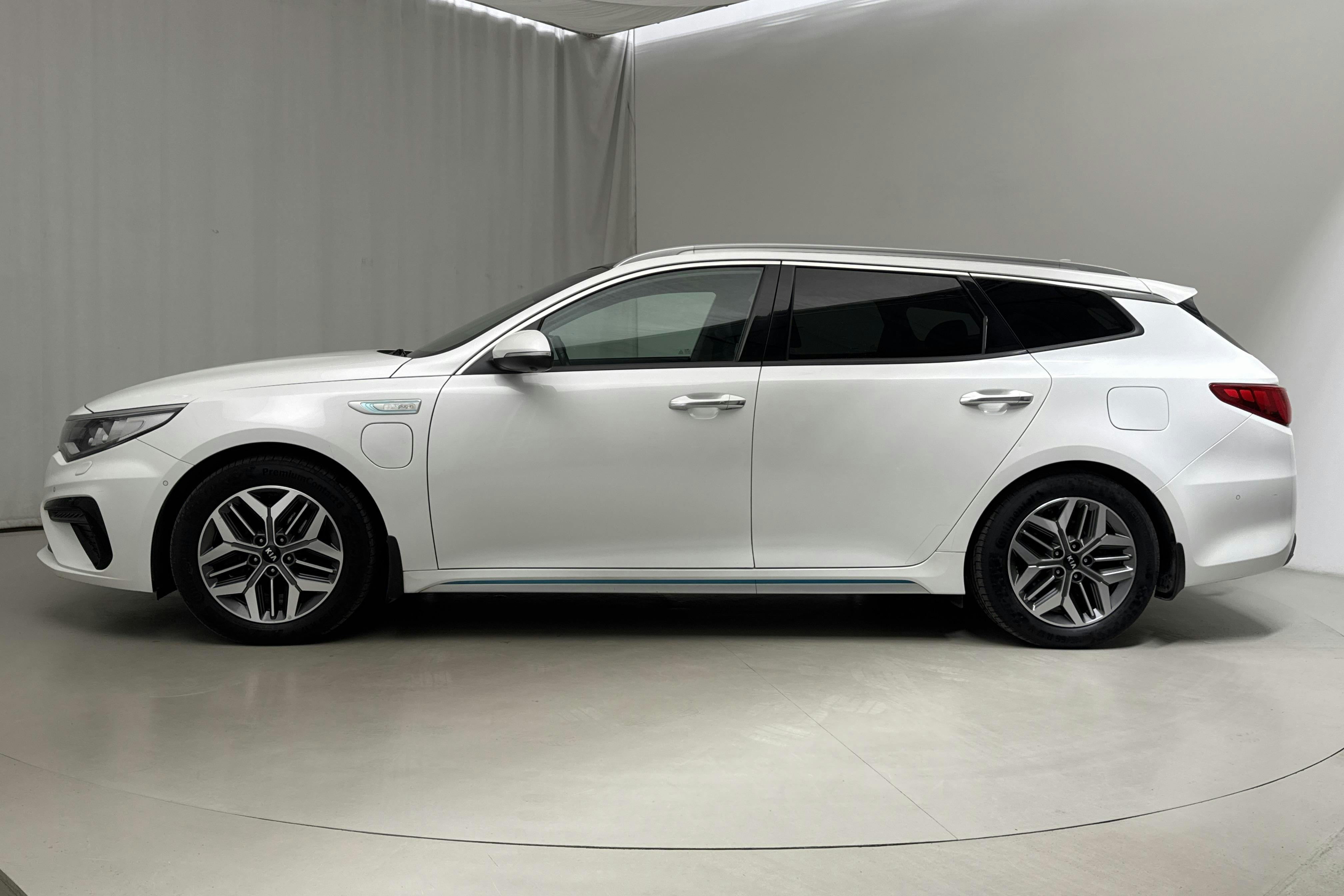 KIA Optima 2.0 GDi Plug-in Hybrid SW (205hk) - 13 081 mil - Automat - vit - 2019