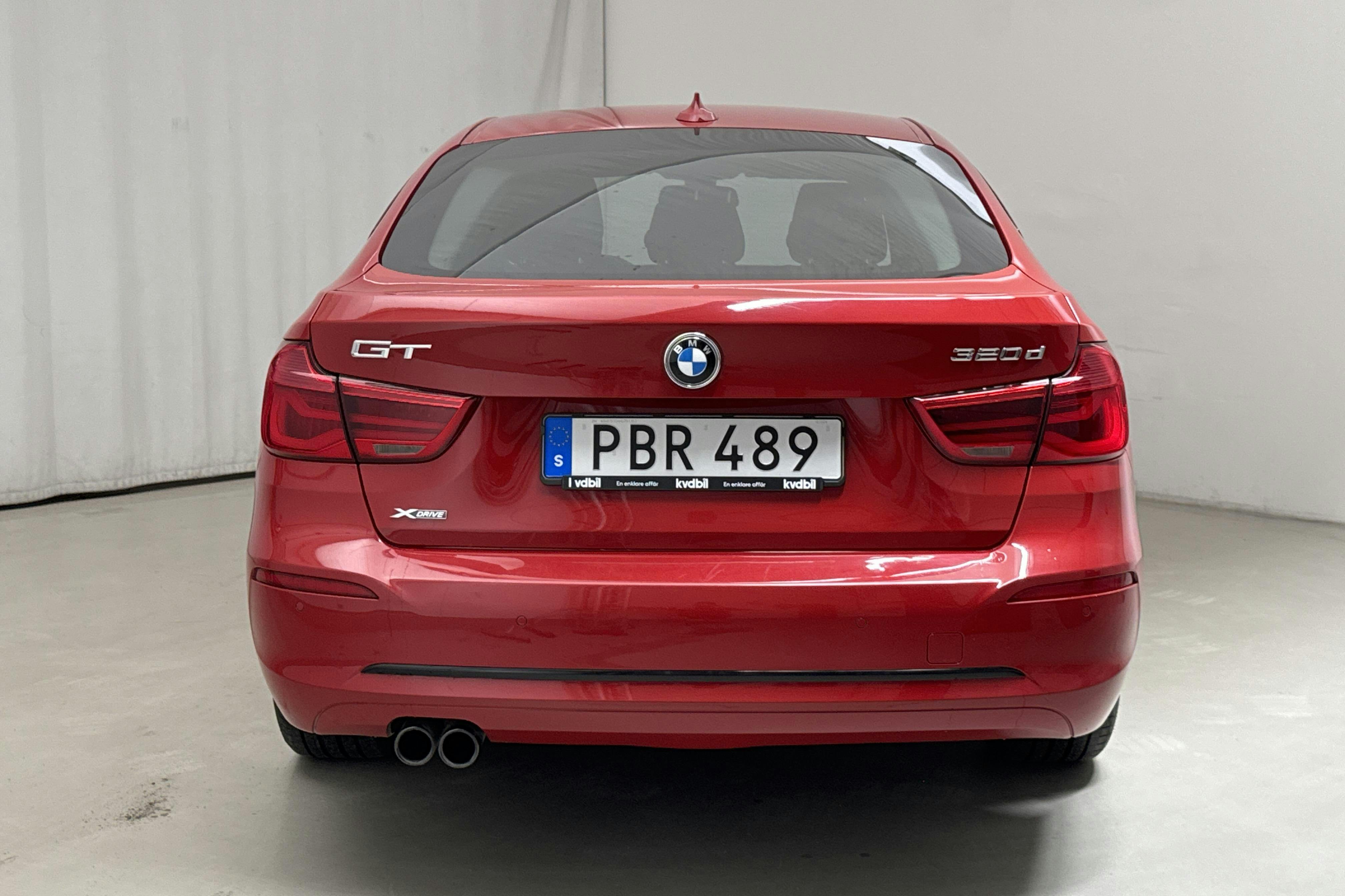 BMW 320d GT xDrive, F34 (190hk) - 15 593 mil - Automat - röd - 2017