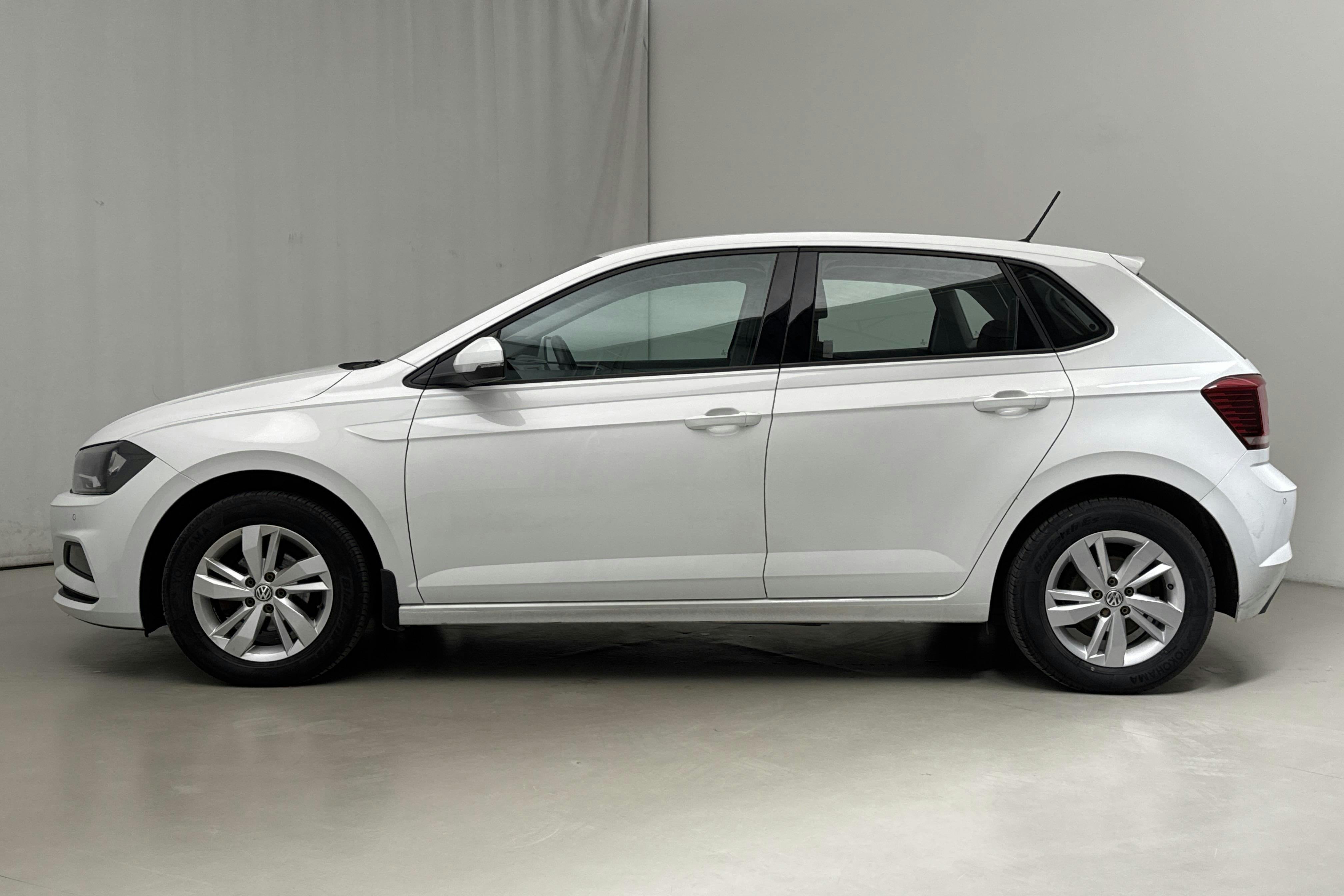 VW Polo 1.0 TGI 5dr (90hk) - 87 800 km - Manual - white - 2018