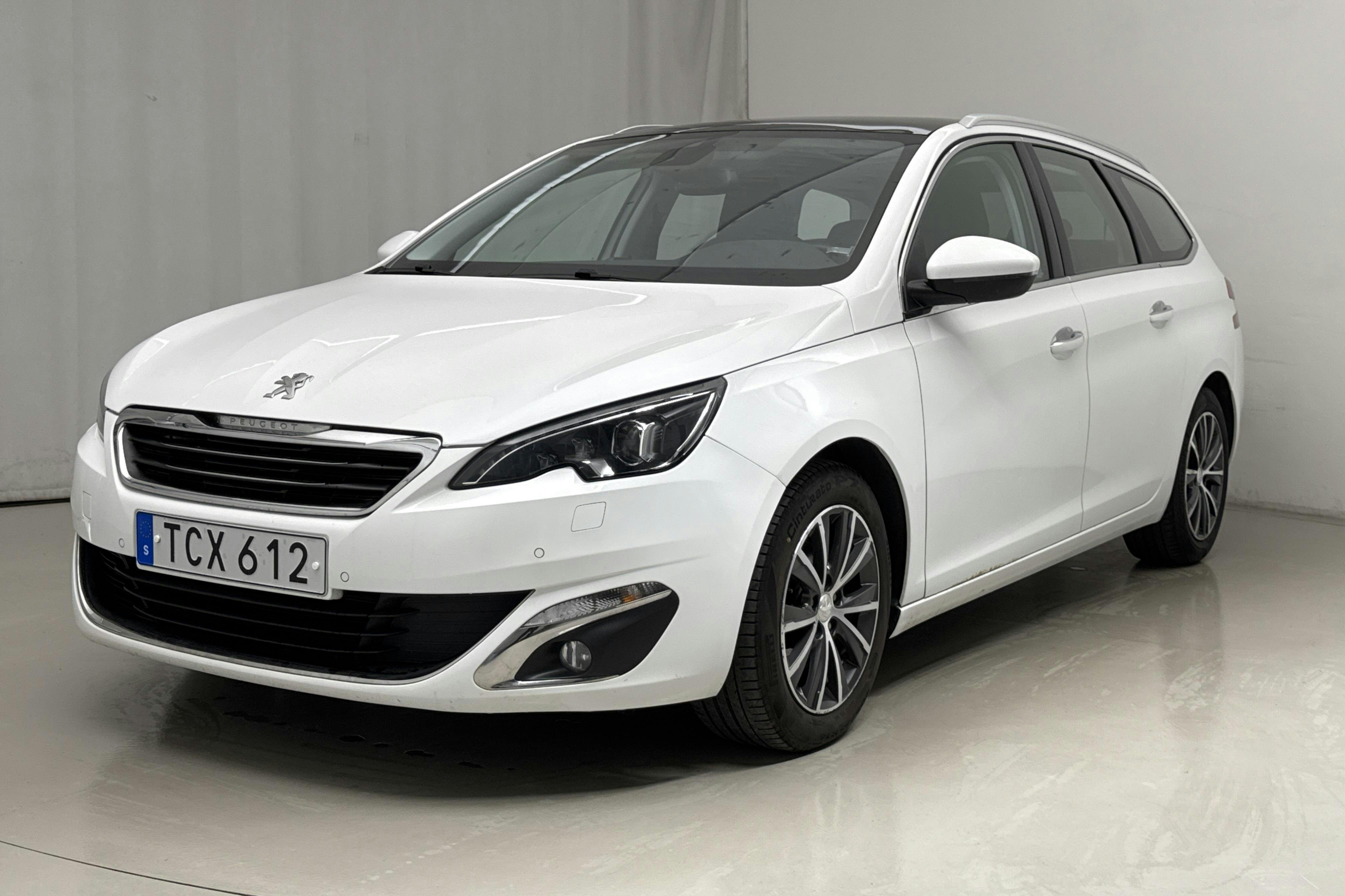 Peugeot 308 SW BlueHDi (120hk) - 12 649 mil - Automat - vit - 2016