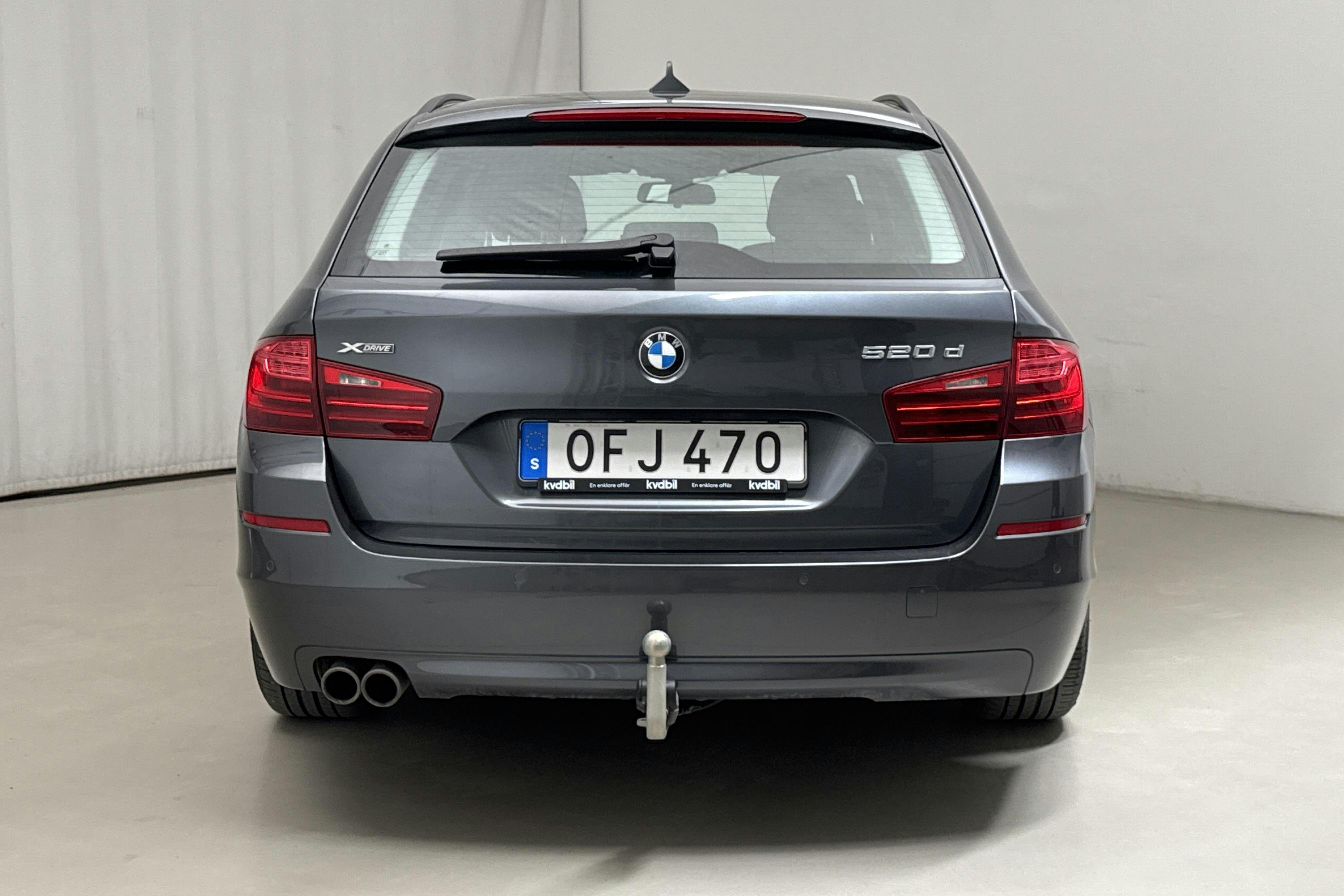 BMW 520d xDrive Touring, F11 (190hk) - 73 160 km - Automatyczna - szary - 2017