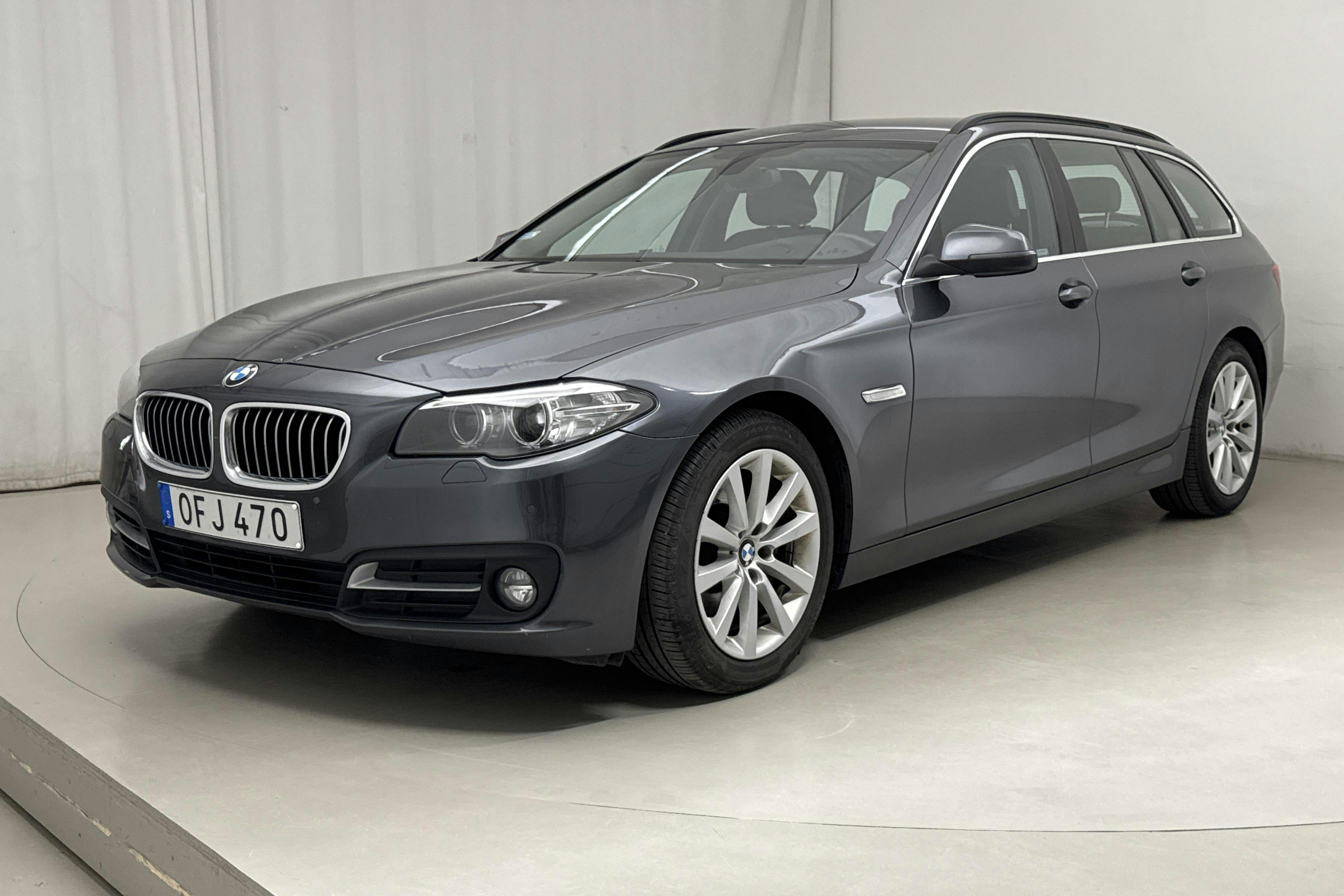 BMW 520d xDrive Touring, F11 (190hk) - 7 316 mil - Automat - grå - 2017